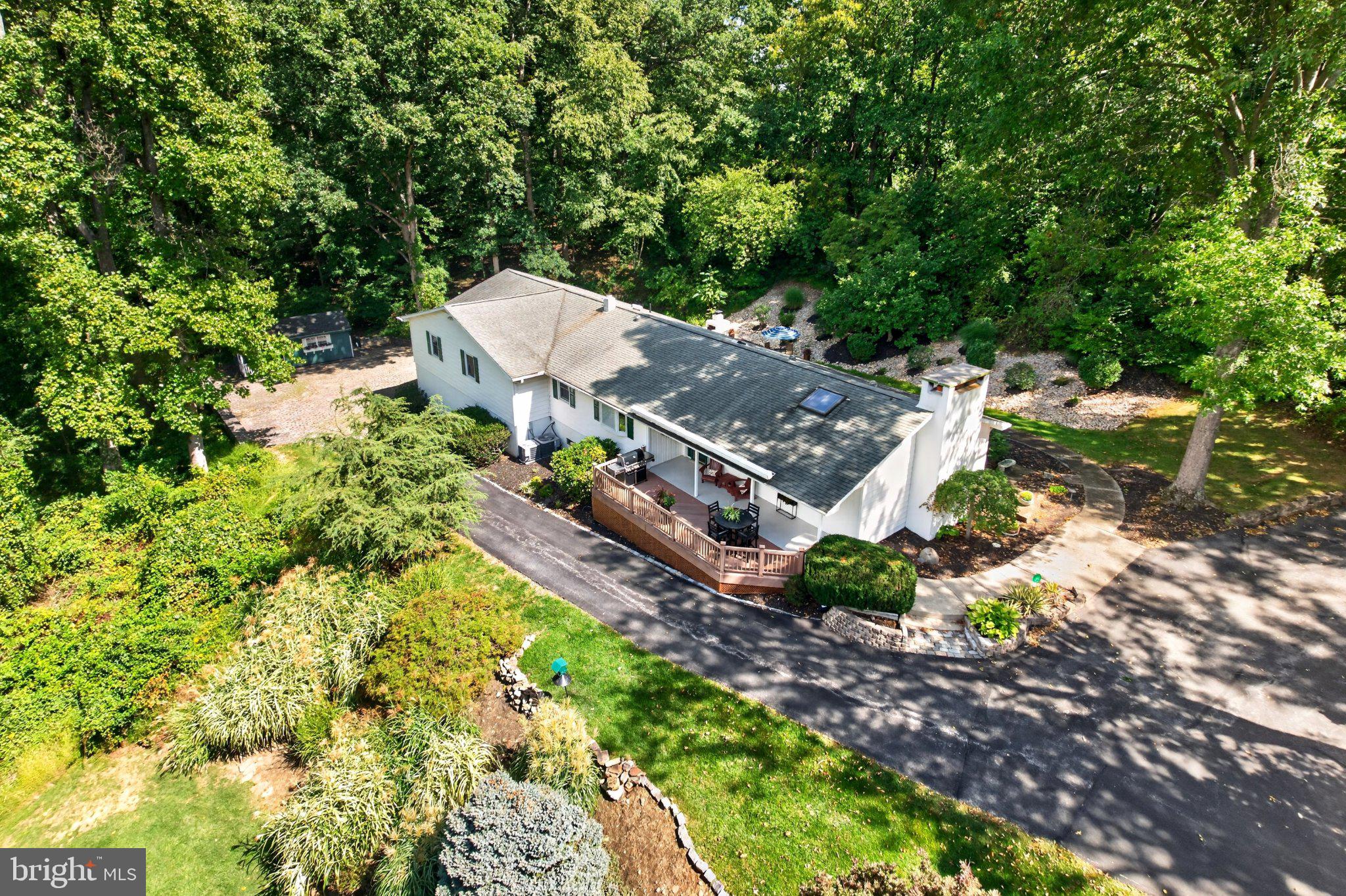 2439 HORSESHOE TRAIL