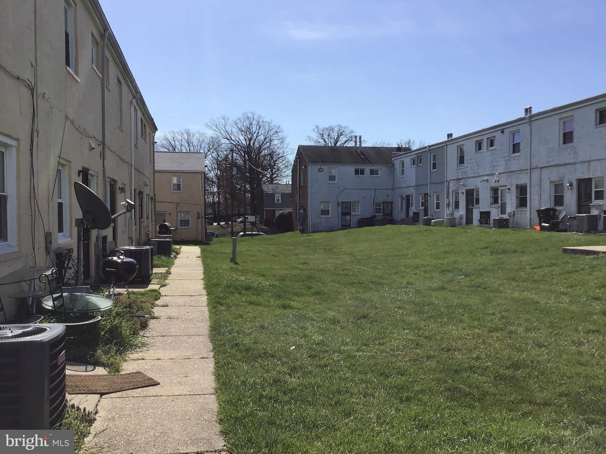 IVERSON MEWS CONDOMINIUM - Residential Lease