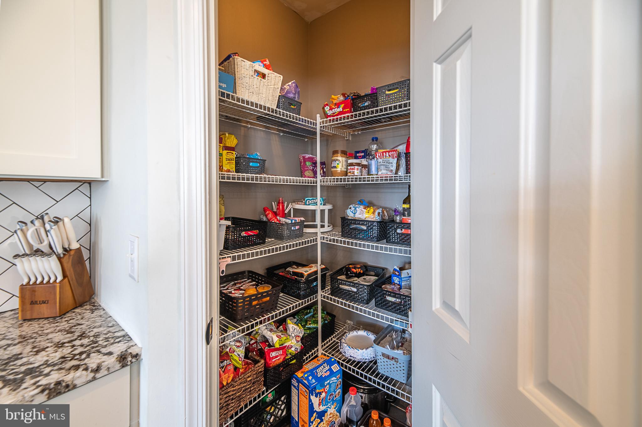 NEW TOWN MEADOWS - Residential