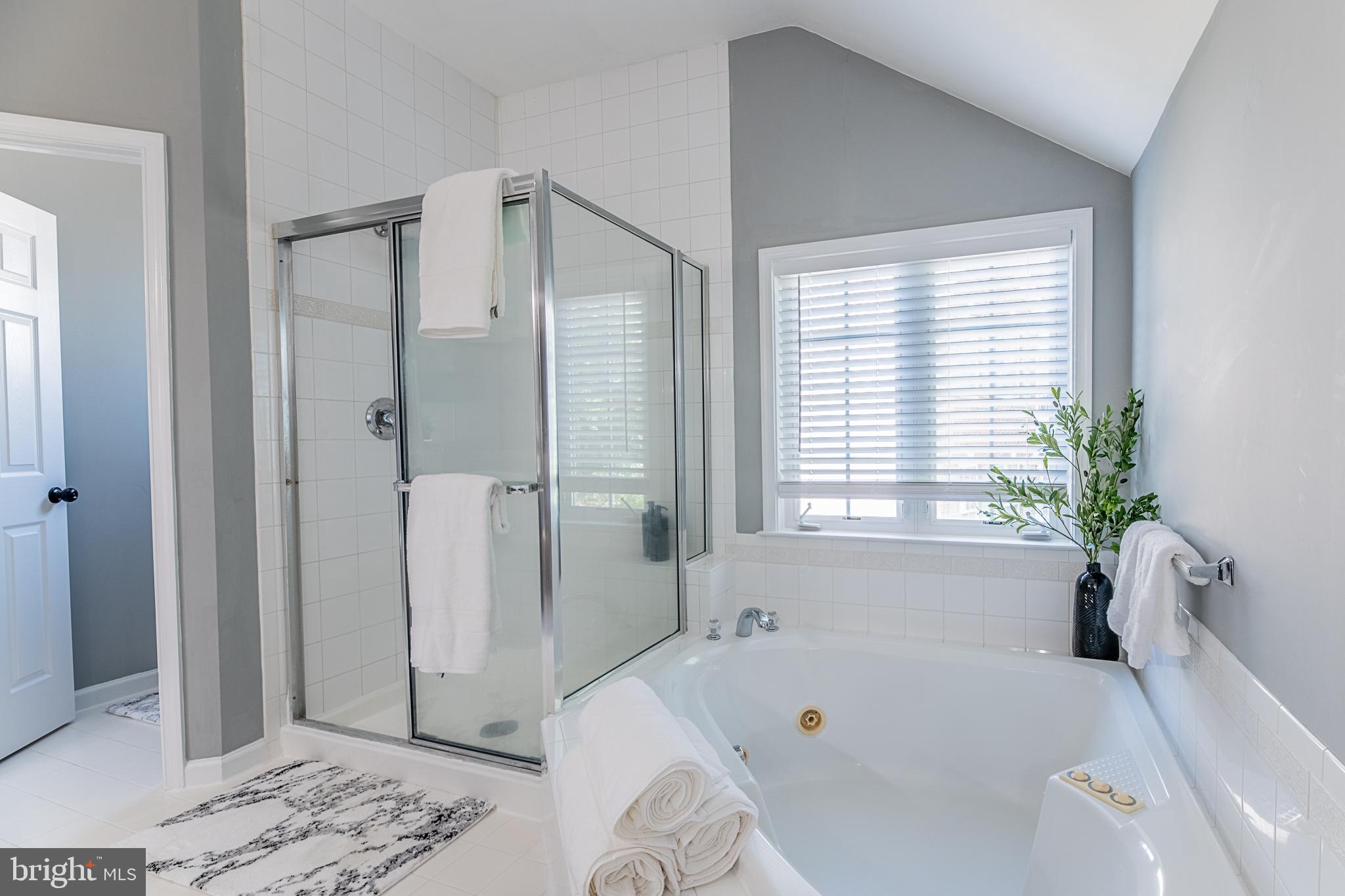 NEW TOWN MEADOWS - Residential