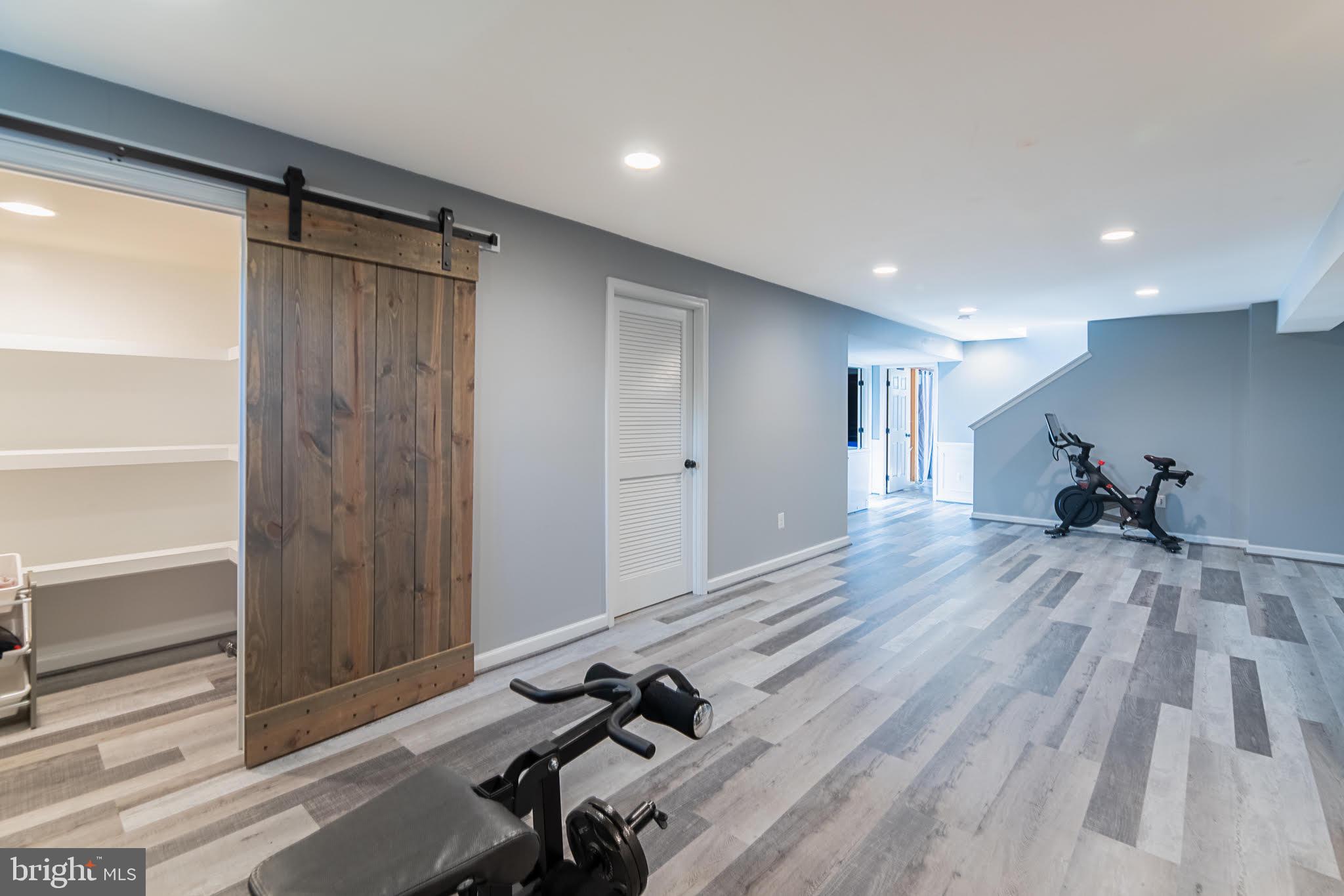 NEW TOWN MEADOWS - Residential