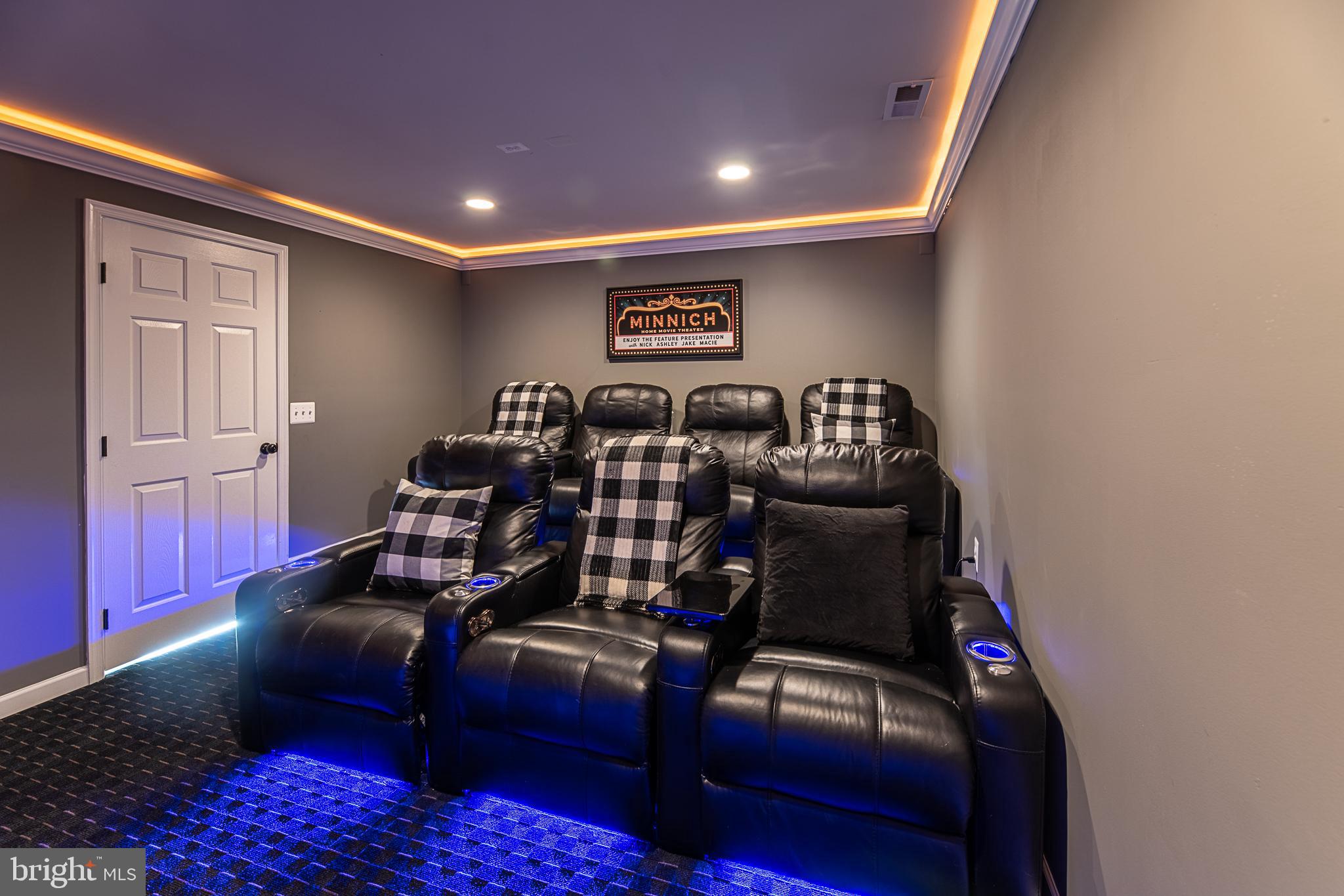 NEW TOWN MEADOWS - Residential