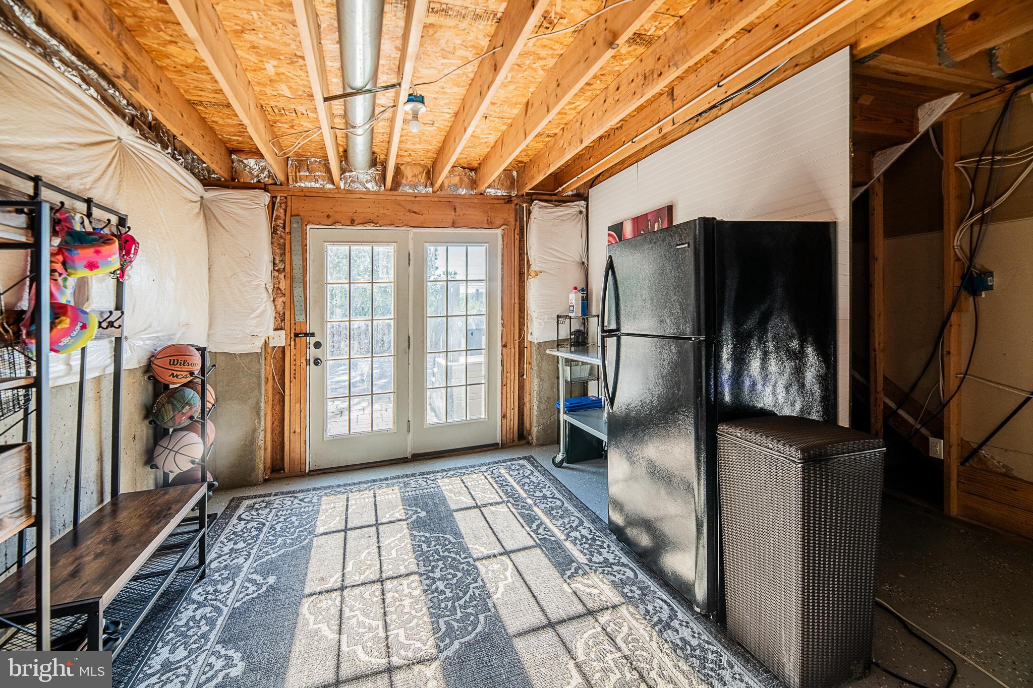 NEW TOWN MEADOWS - Residential