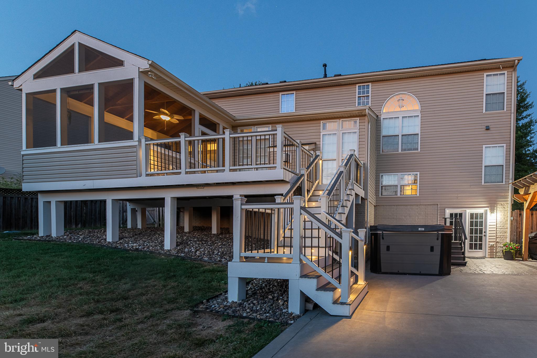 NEW TOWN MEADOWS - Residential