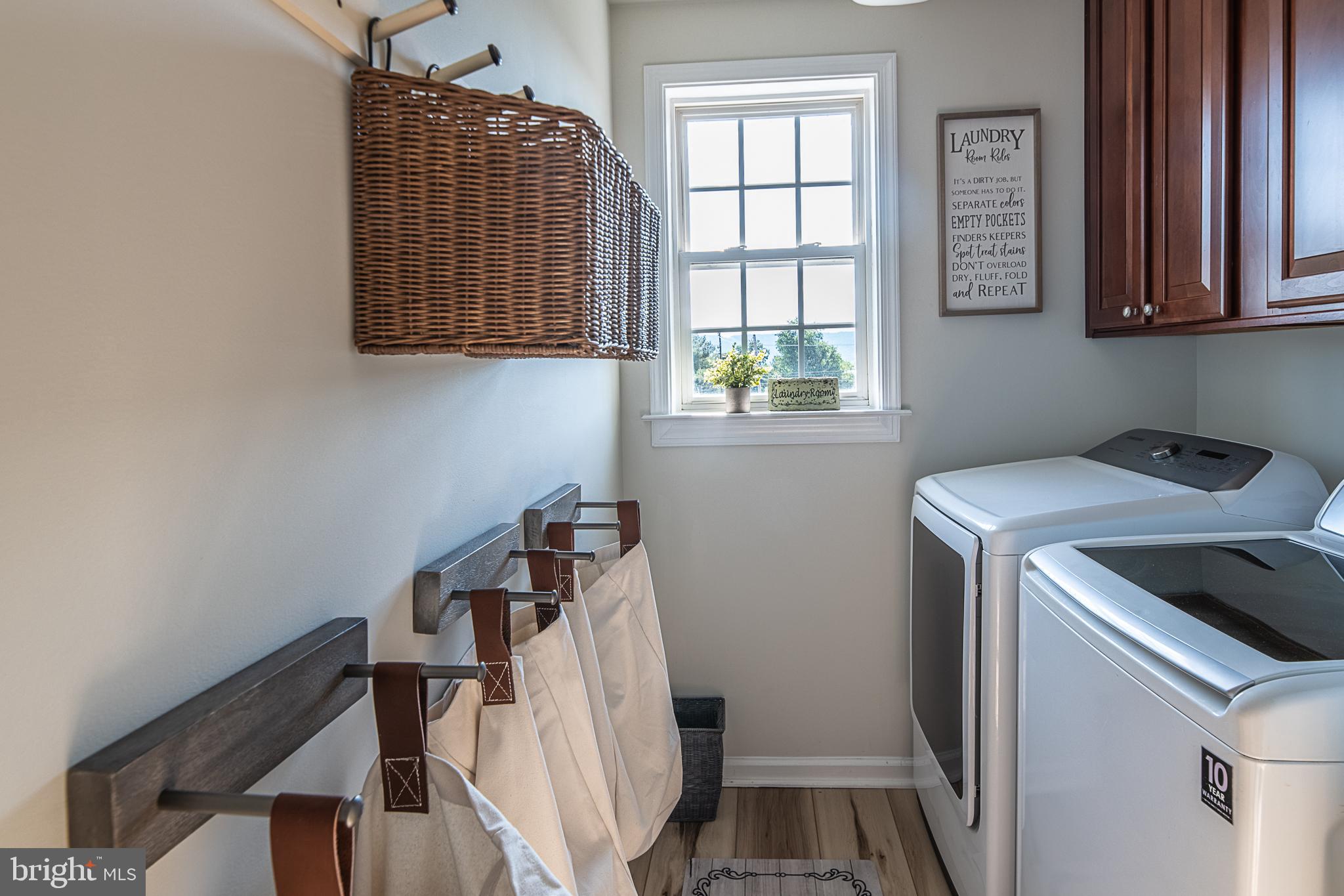 NEW TOWN MEADOWS - Residential