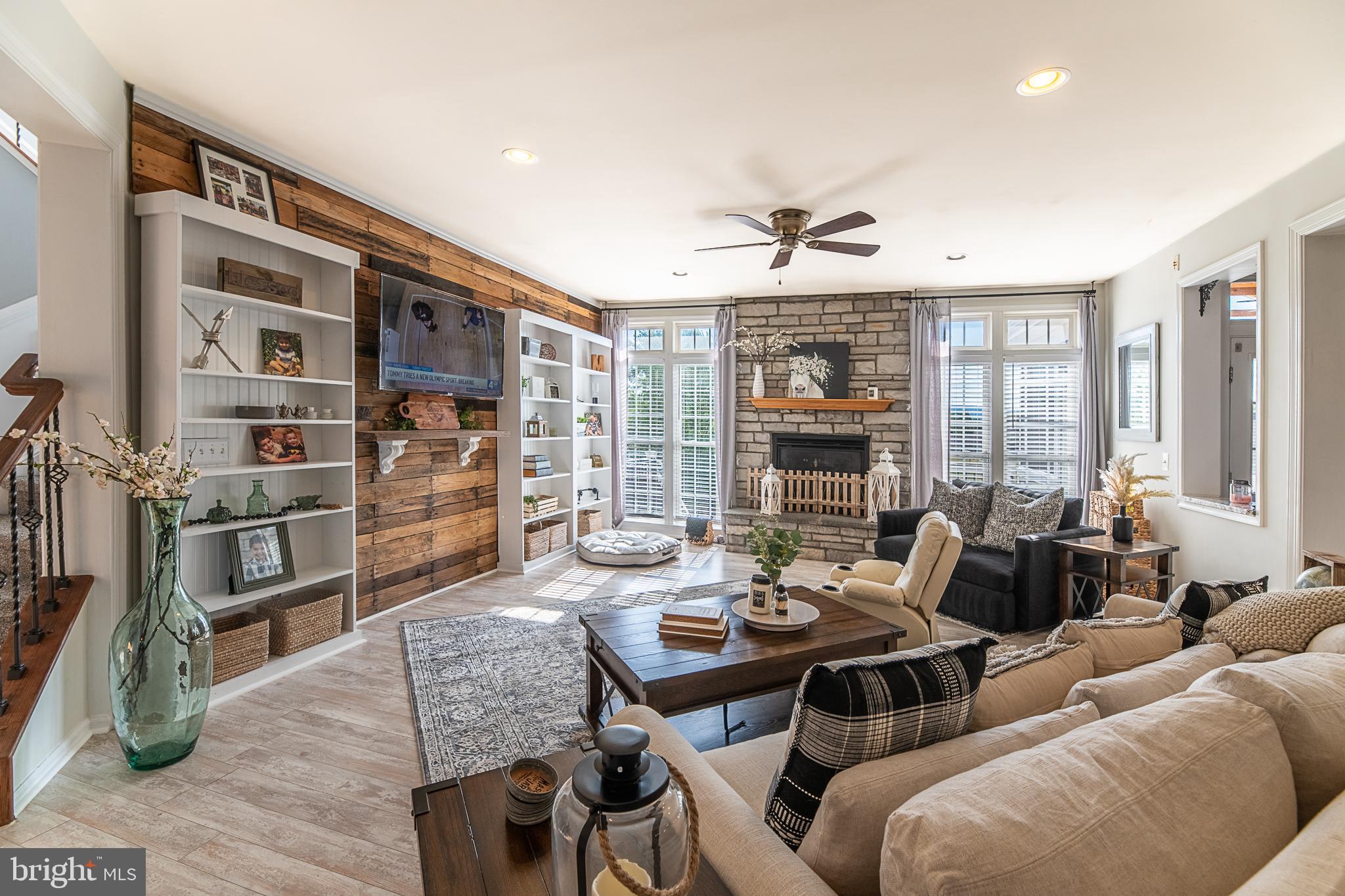 NEW TOWN MEADOWS - Residential