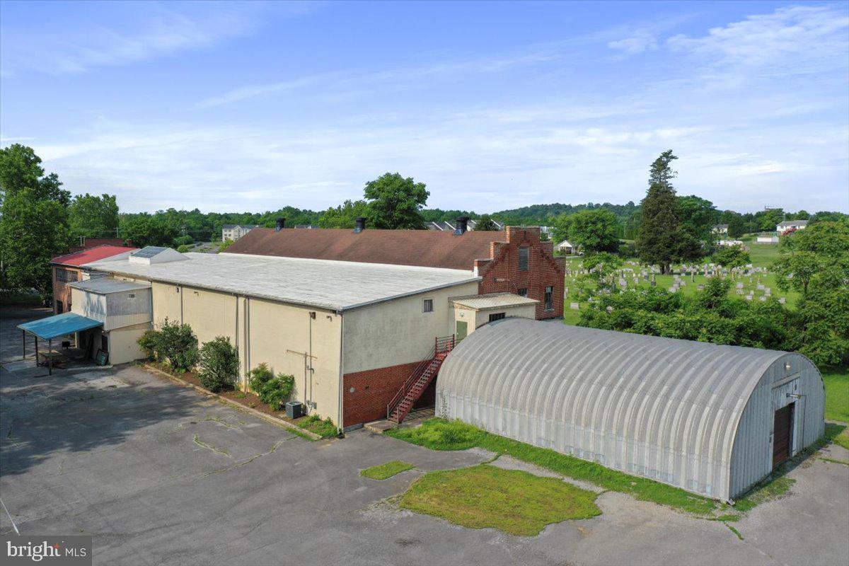 144 RUNNYMEADE ROAD