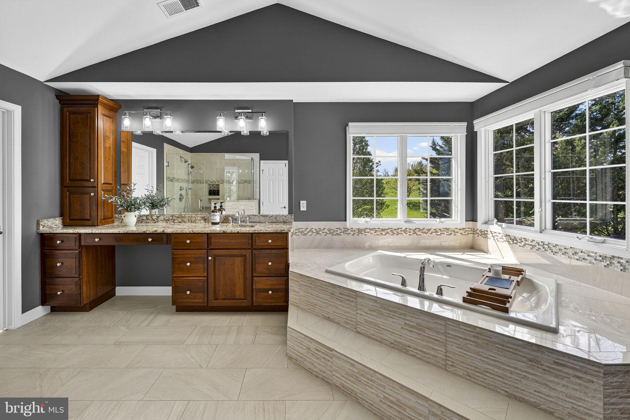 WATERFORD - Residential