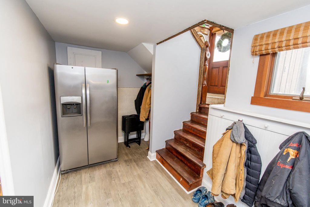 listing image 82