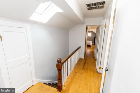 listing image 83