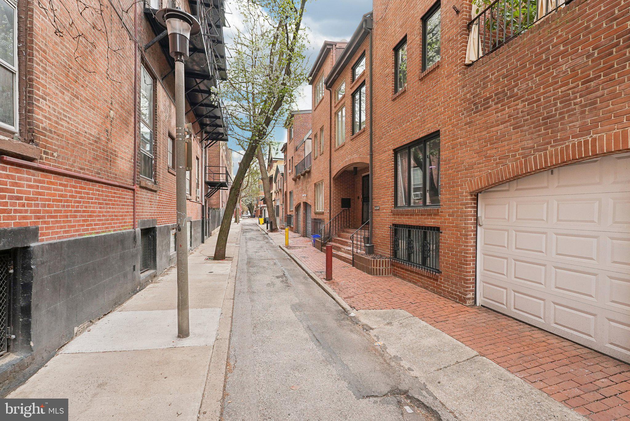 WASHINGTON SQ WEST - Residential