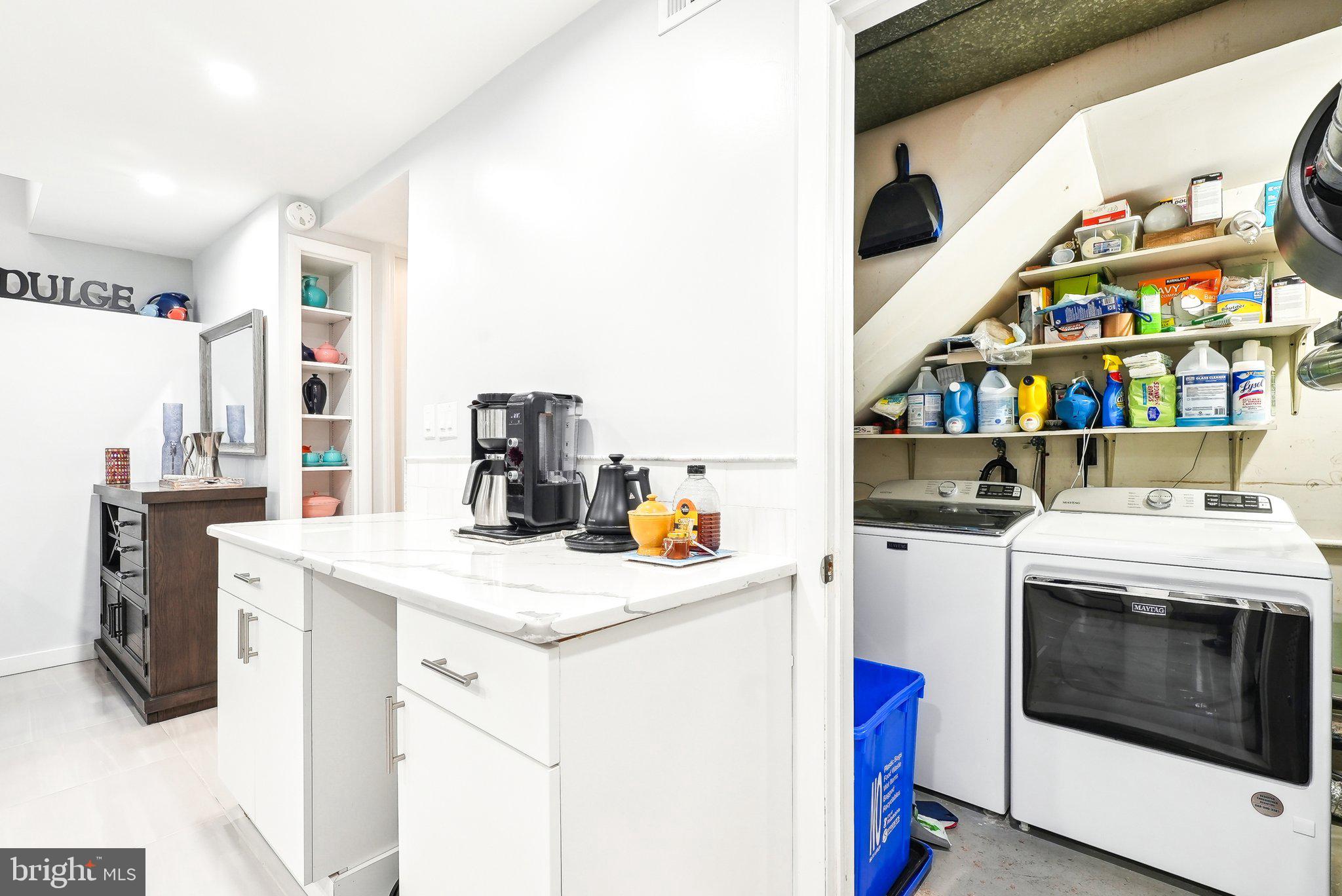 WASHINGTON SQ WEST - Residential