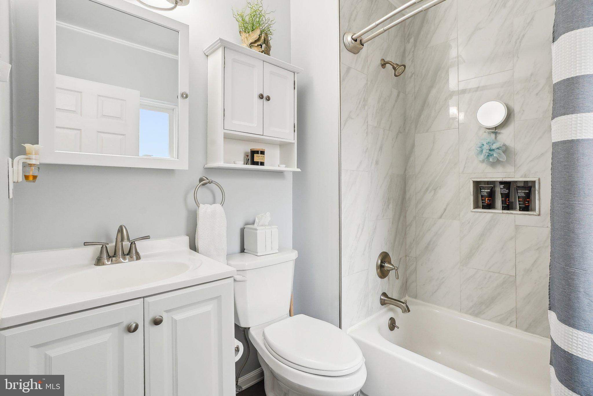 WASHINGTON SQ WEST - Residential