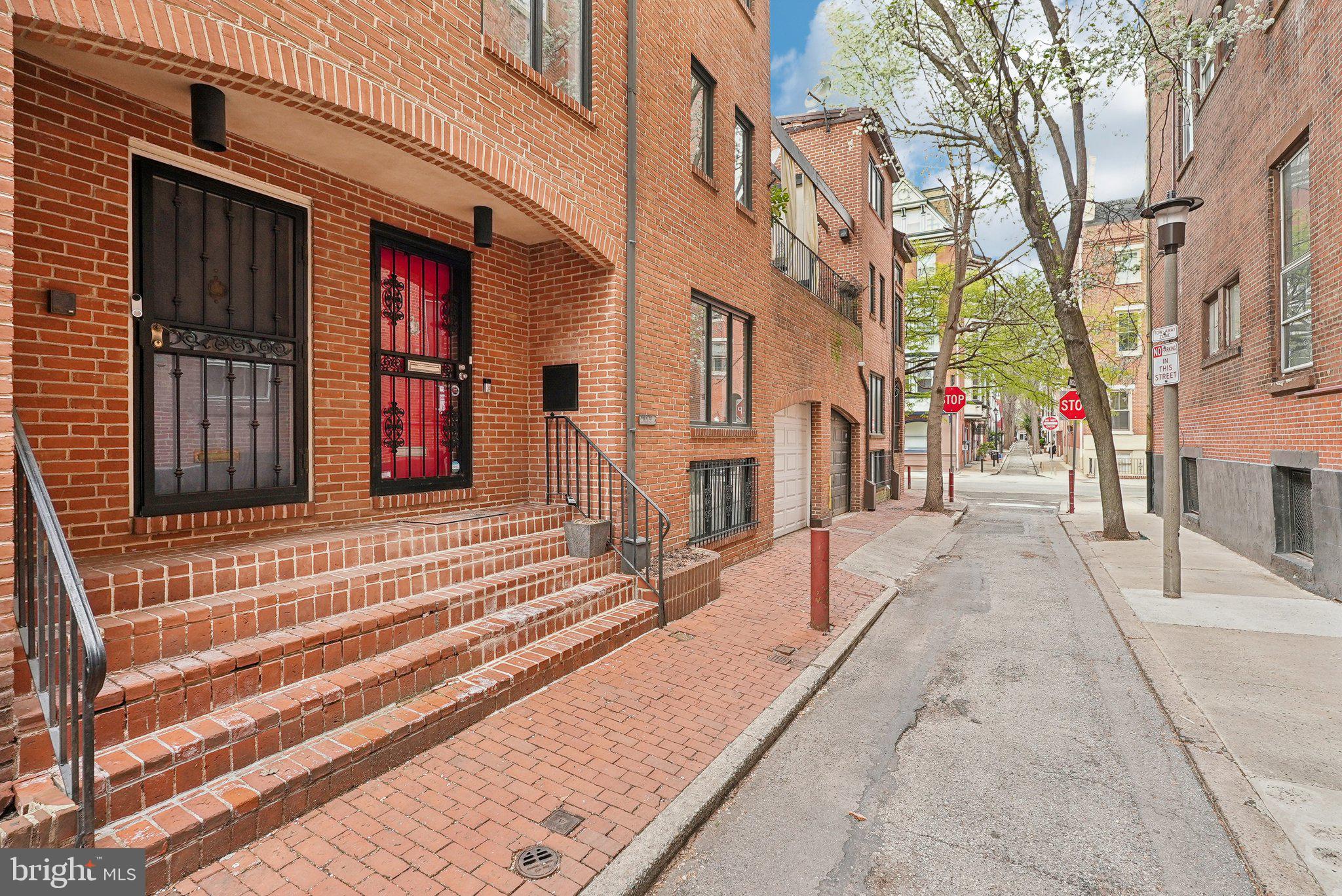 WASHINGTON SQ WEST - Residential