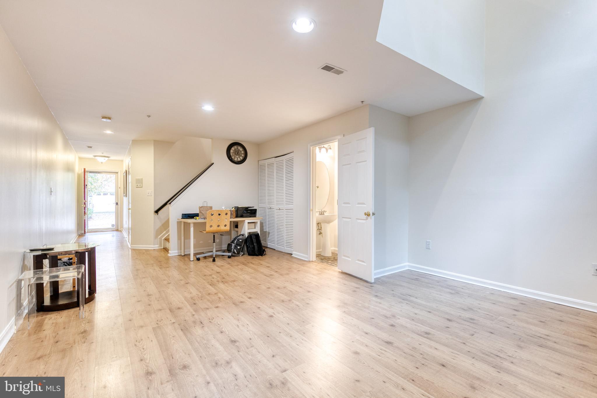 CROSSWELL FARMS - Residential Lease