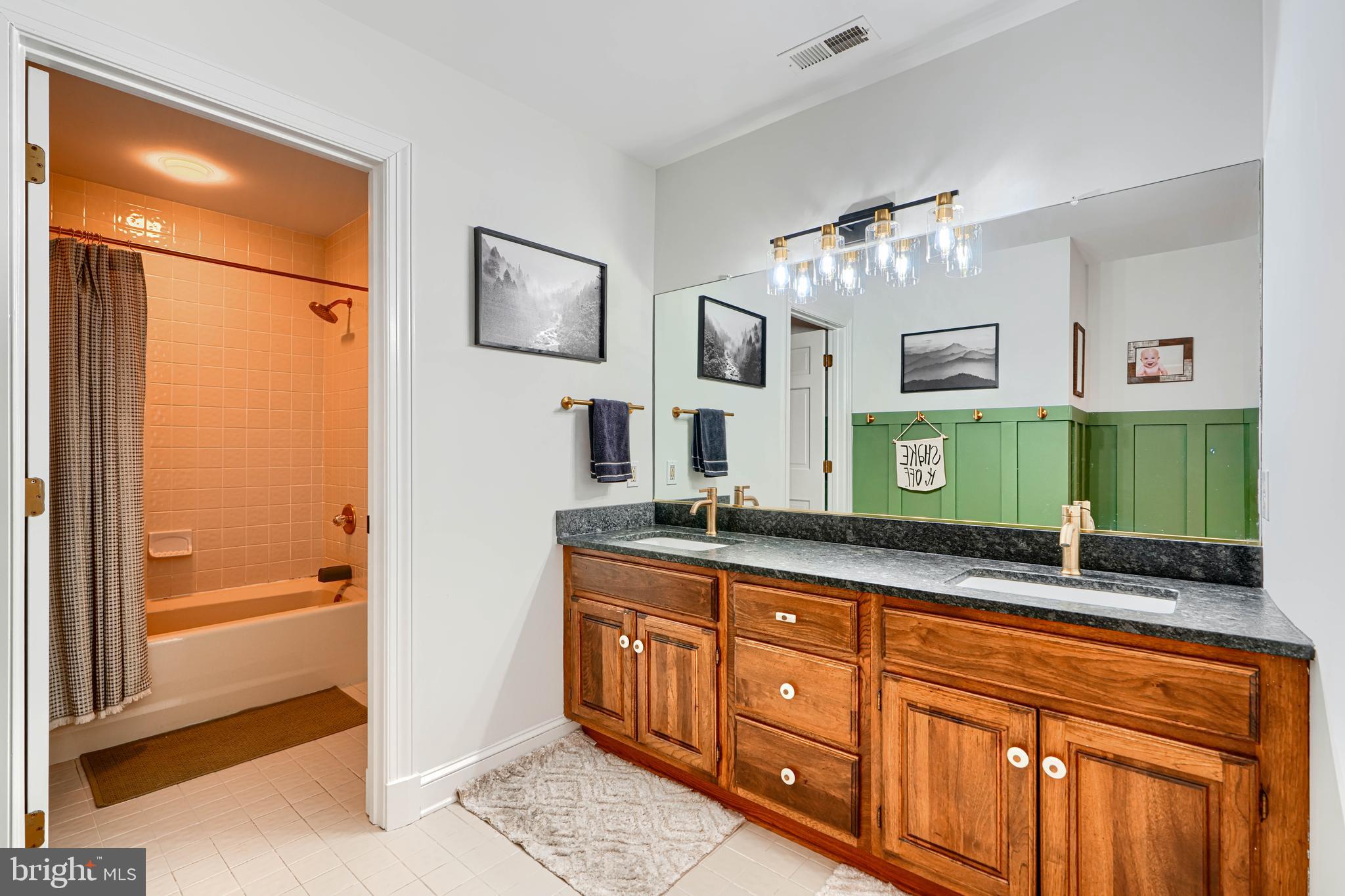 BELVOIR FARMS - Residential