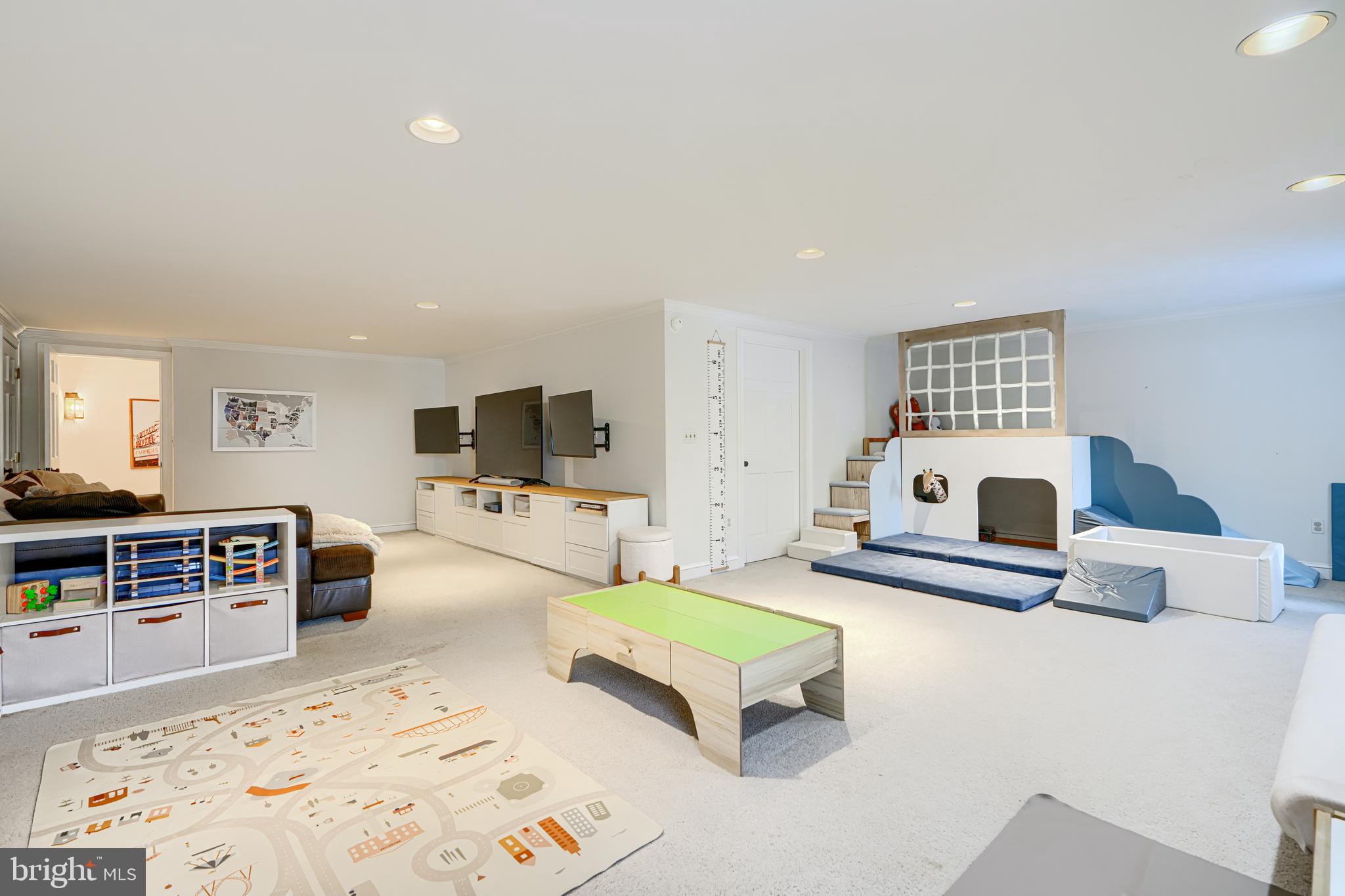 BELVOIR FARMS - Residential