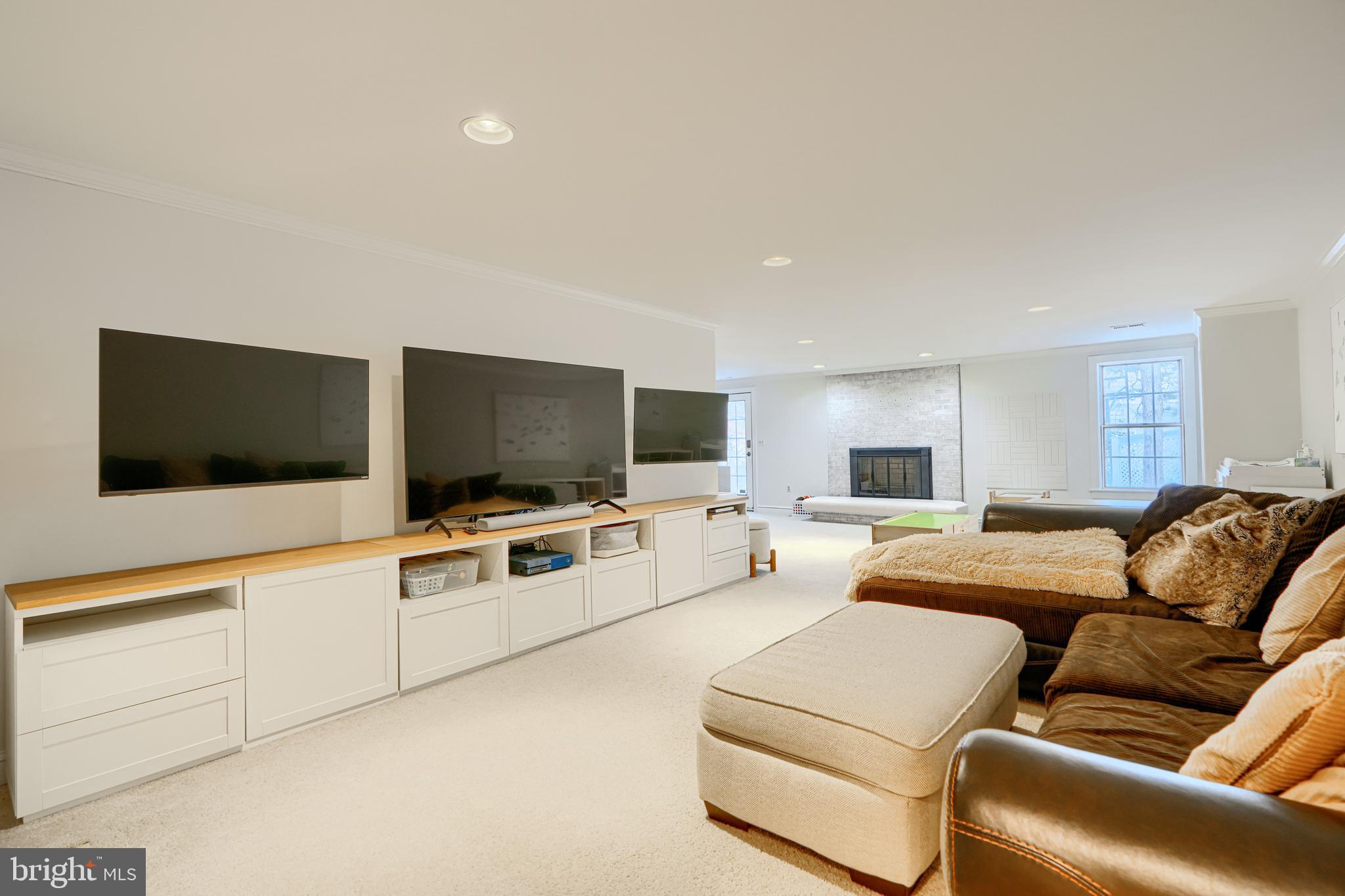 BELVOIR FARMS - Residential