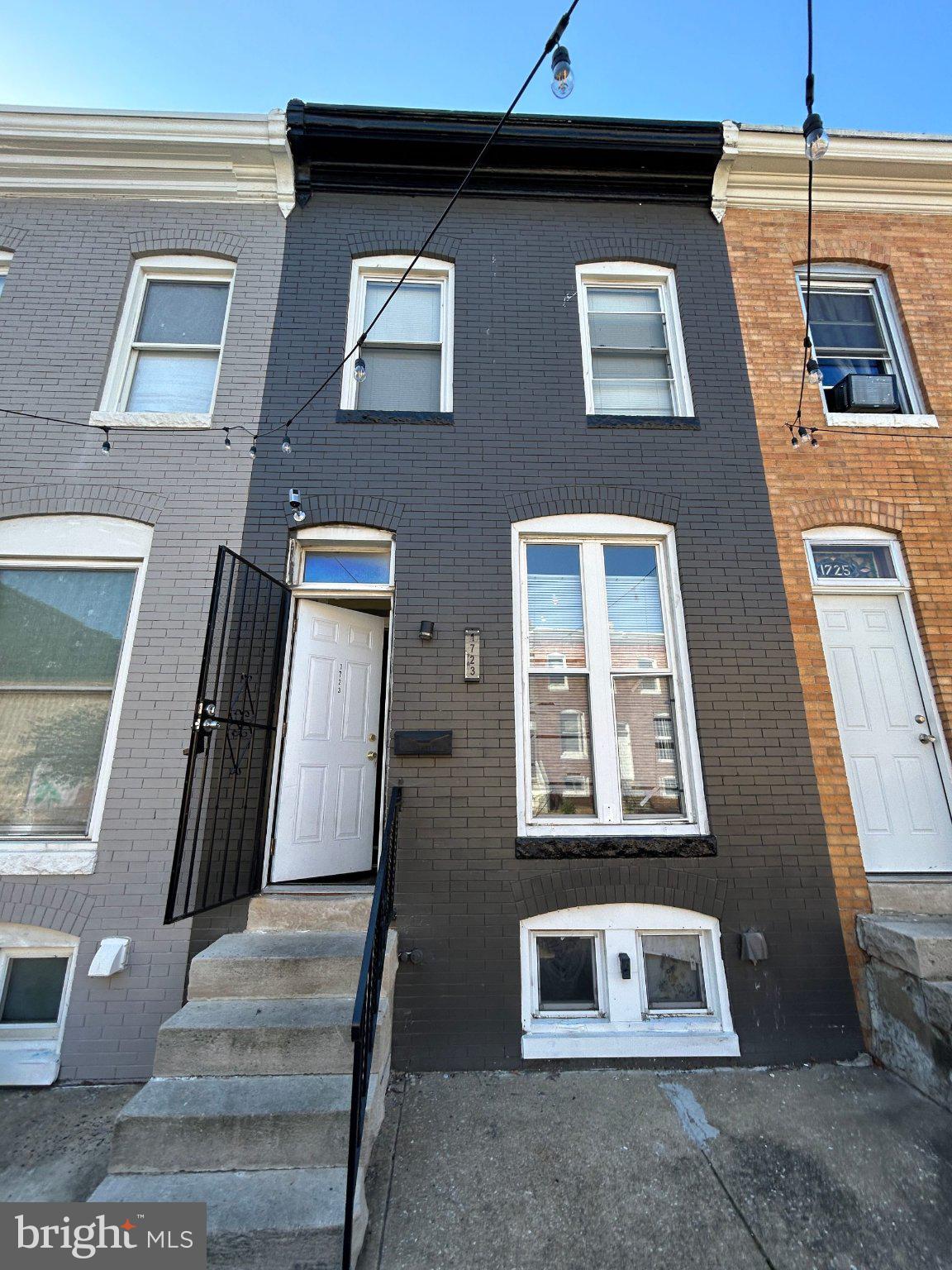 1723 COLE STREET