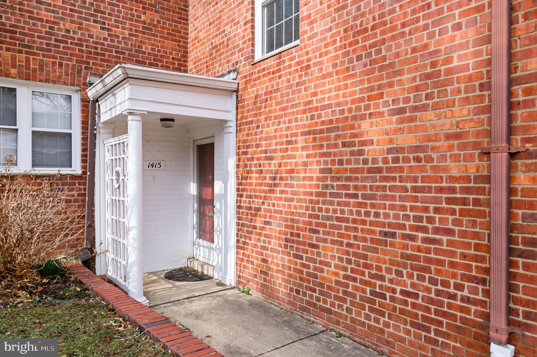 1415 MARTHA CUSTIS DRIVE