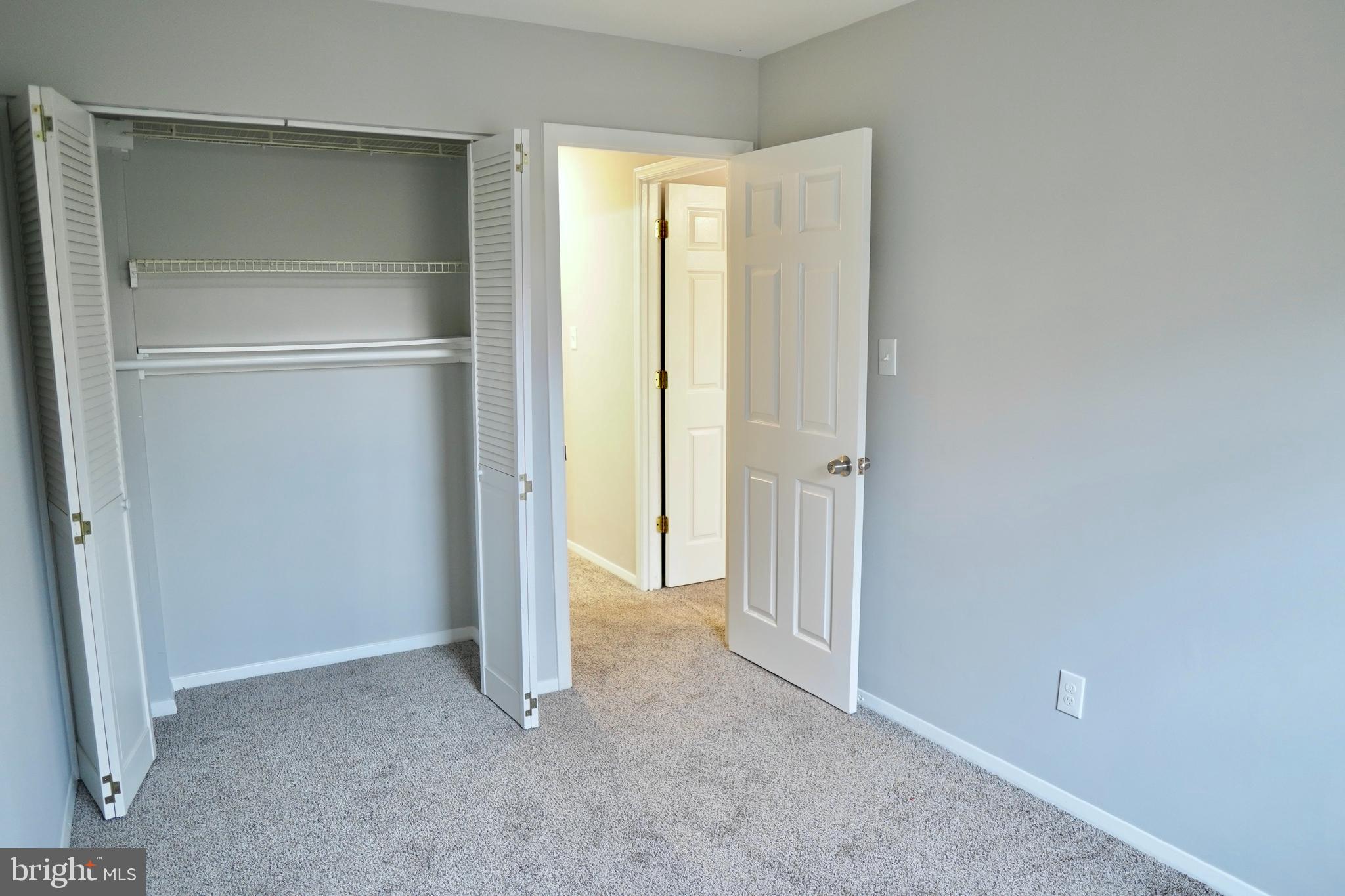 CARLTON SQUARE - Residential