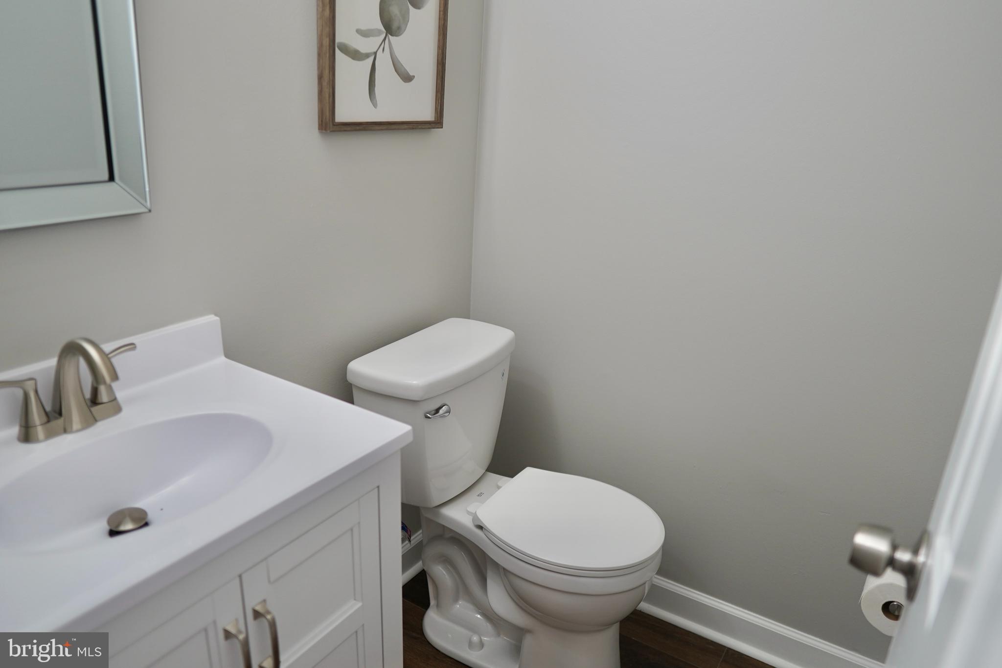 CARLTON SQUARE - Residential