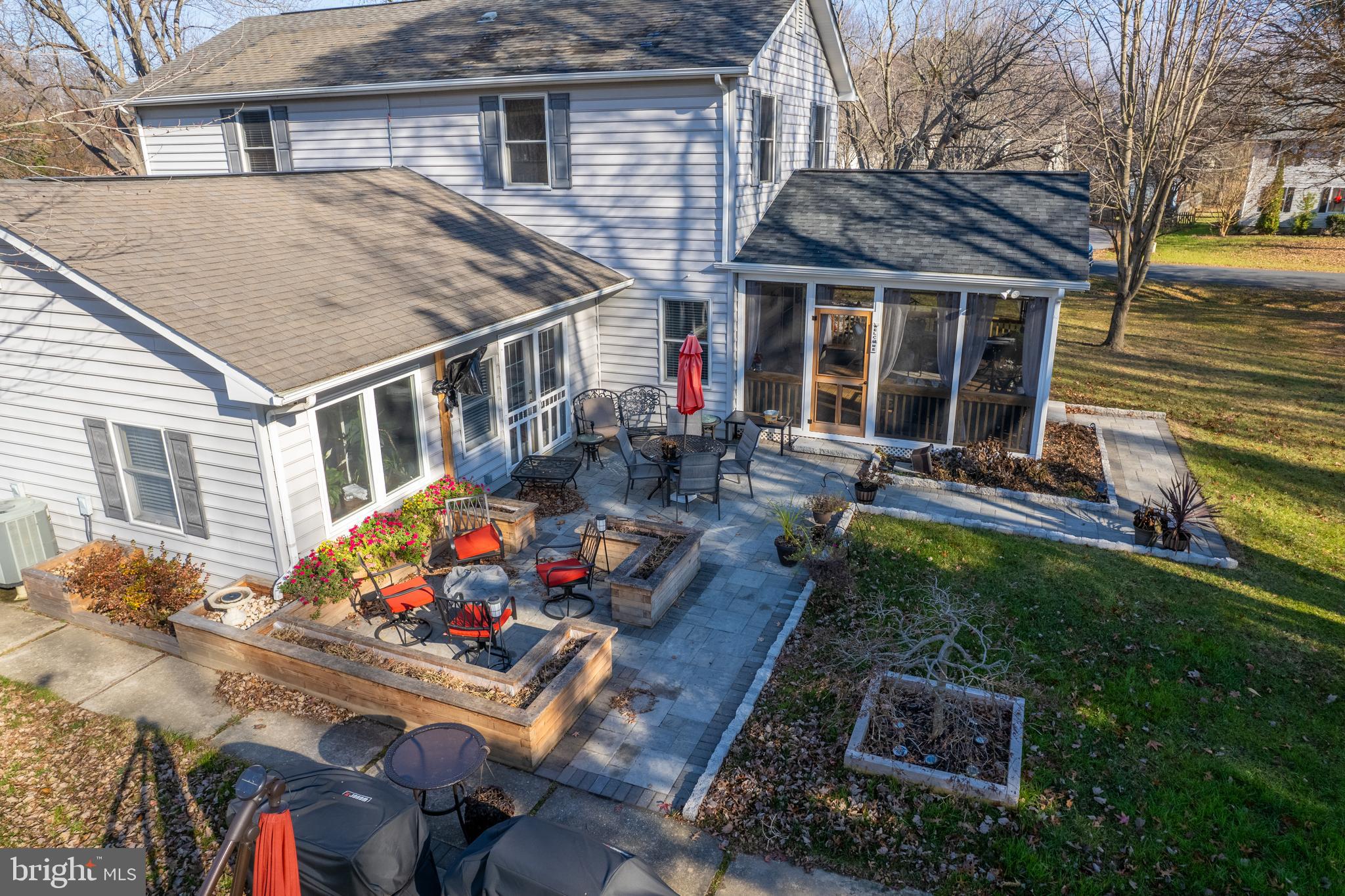 CLOVERFIELDS - Residential