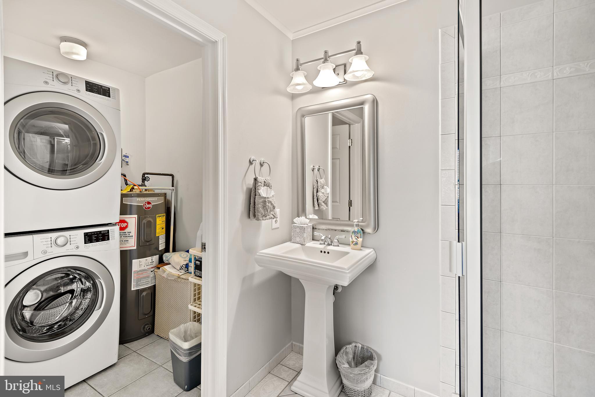 CLOVERFIELDS - Residential