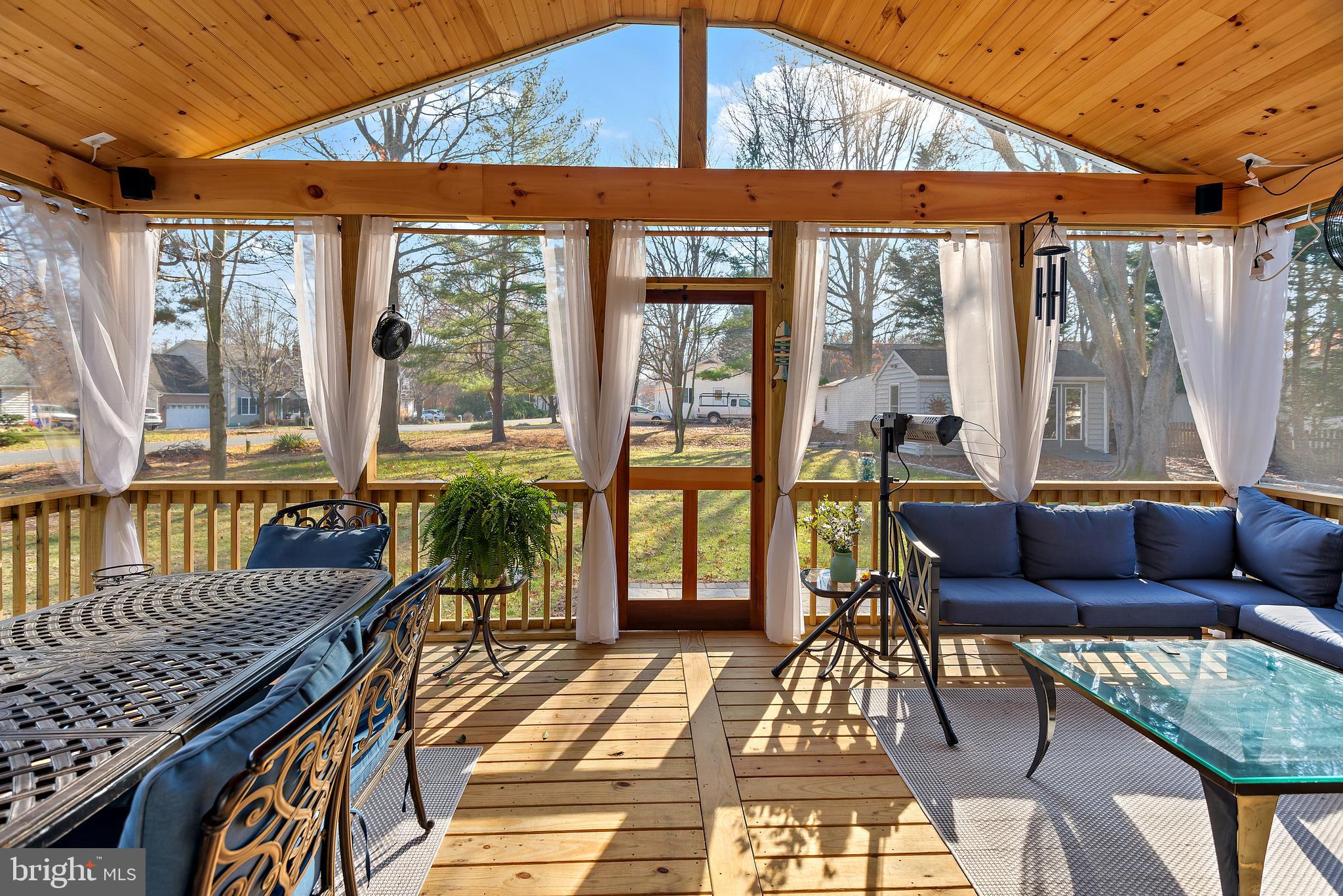 CLOVERFIELDS - Residential