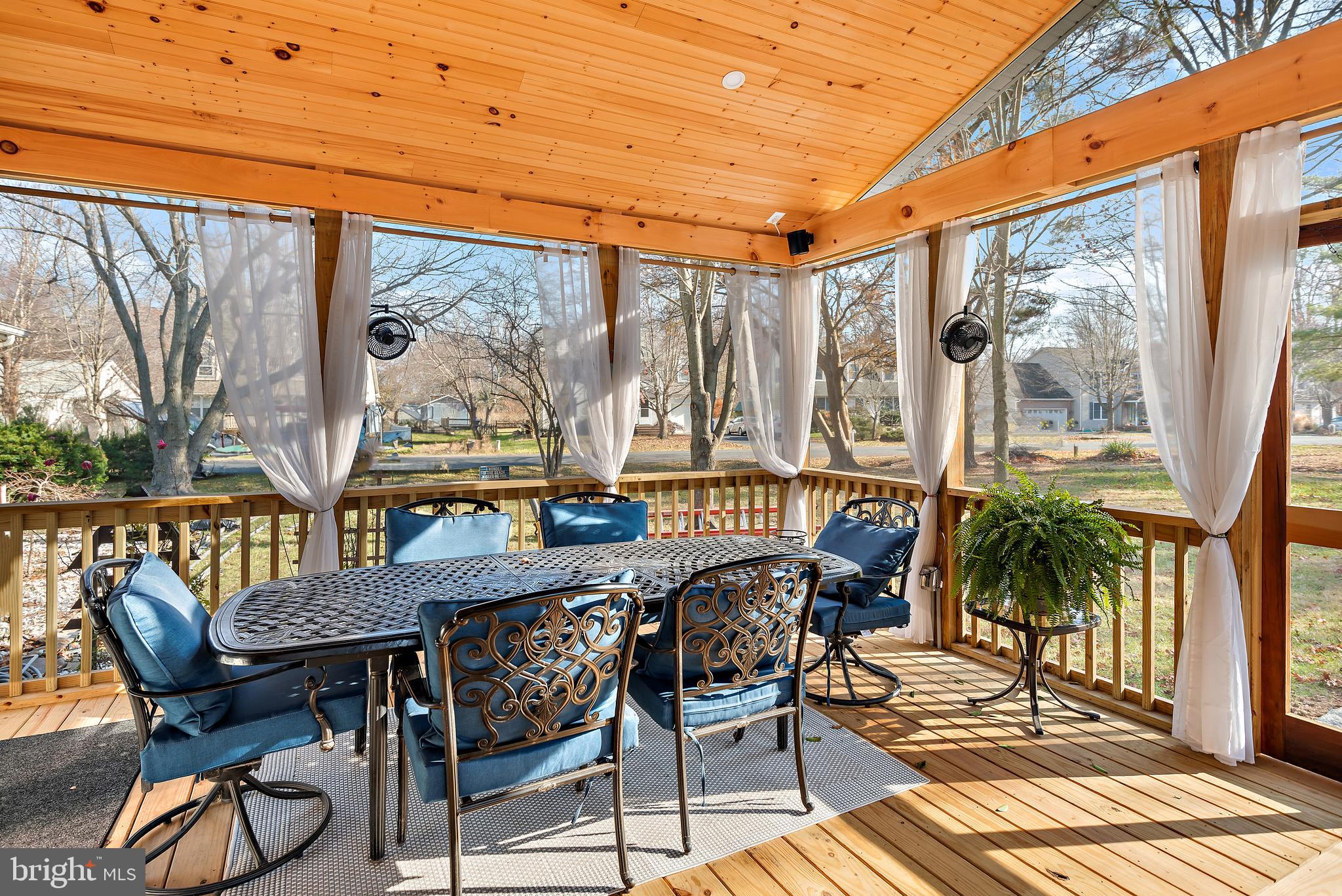 CLOVERFIELDS - Residential