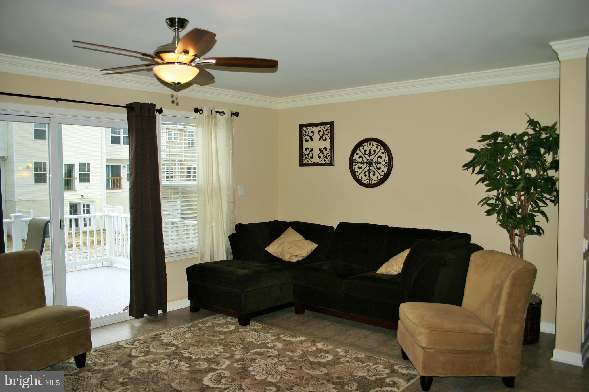 LAKELAND PLACE - Residential