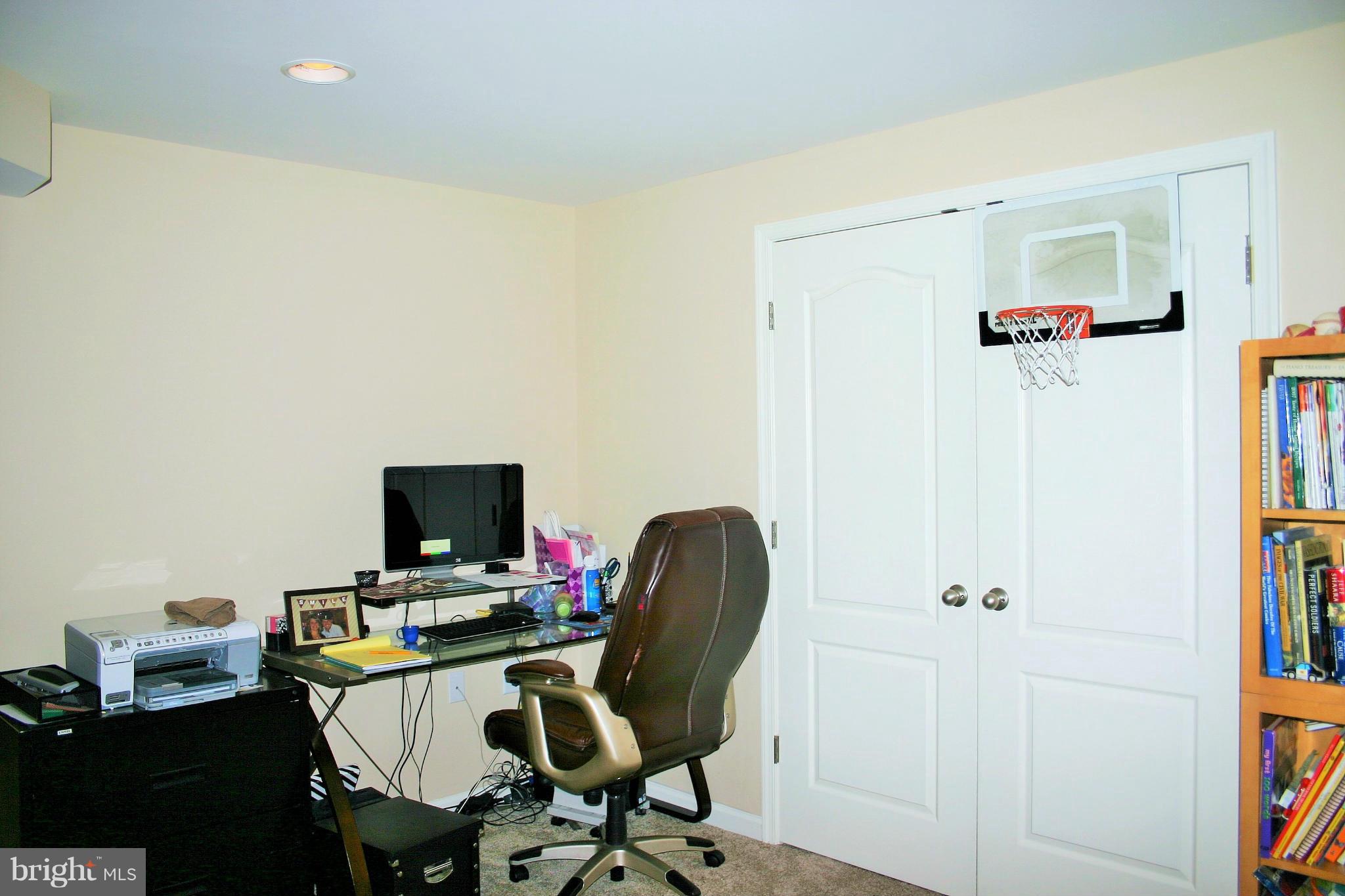 LAKELAND PLACE - Residential