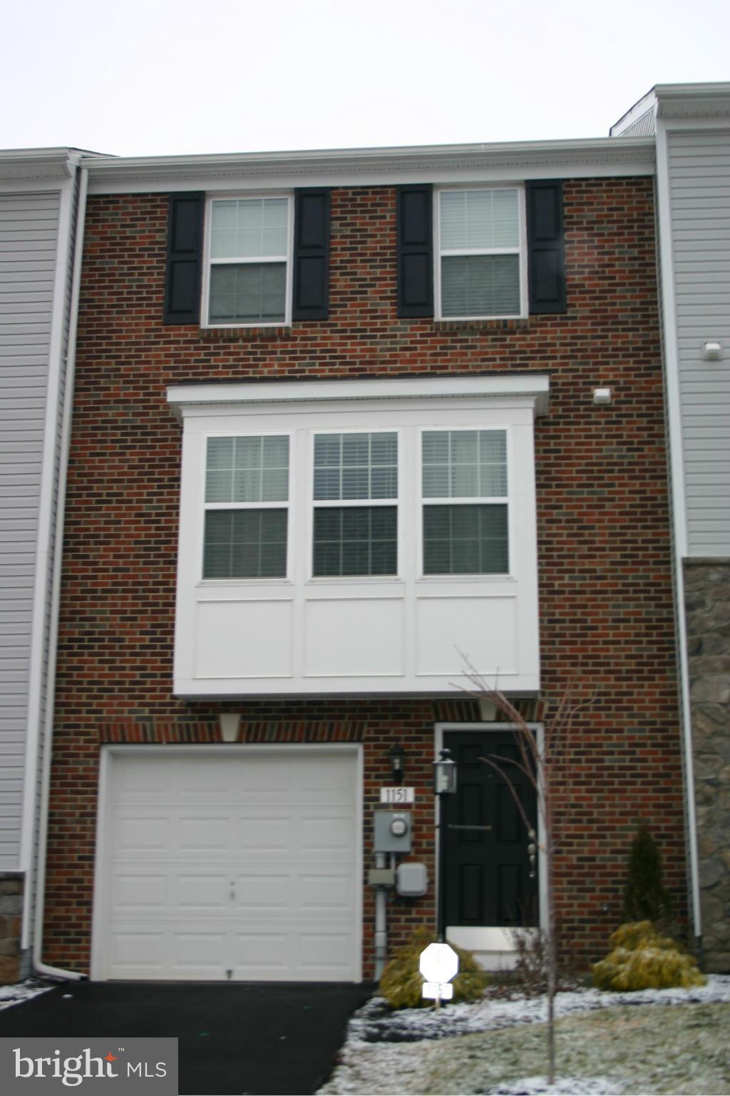 LAKELAND PLACE - Residential