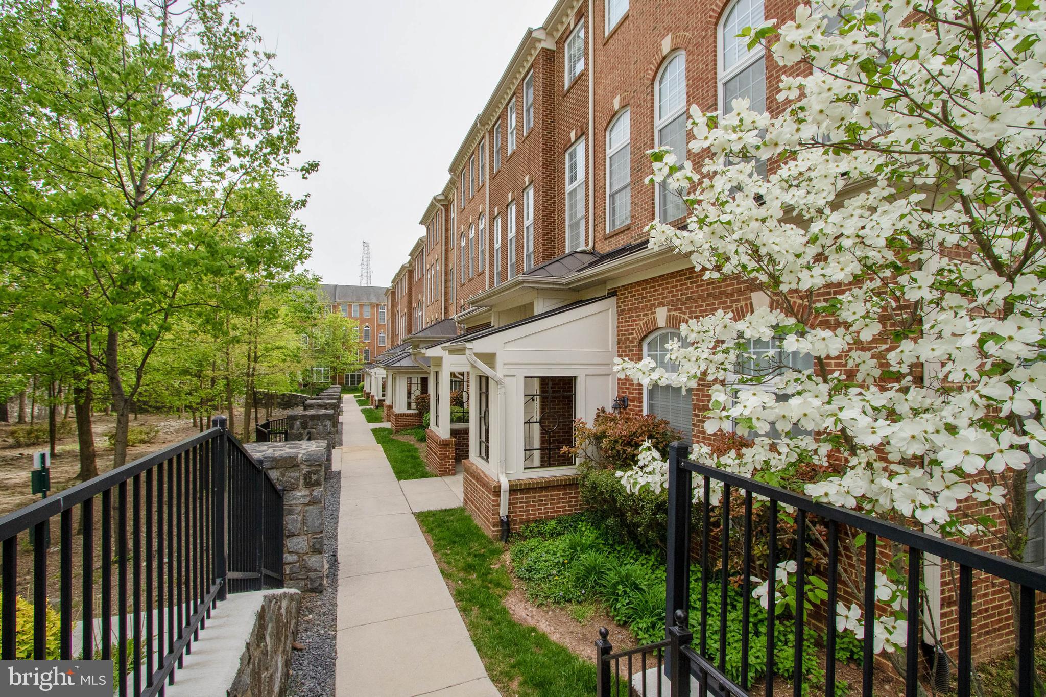 EAST MARKET AT FAIR LAKE - Residential