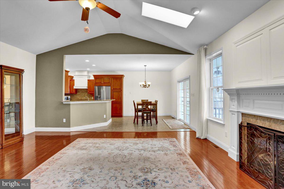 GREEN VALLEY ESTAT - Residential