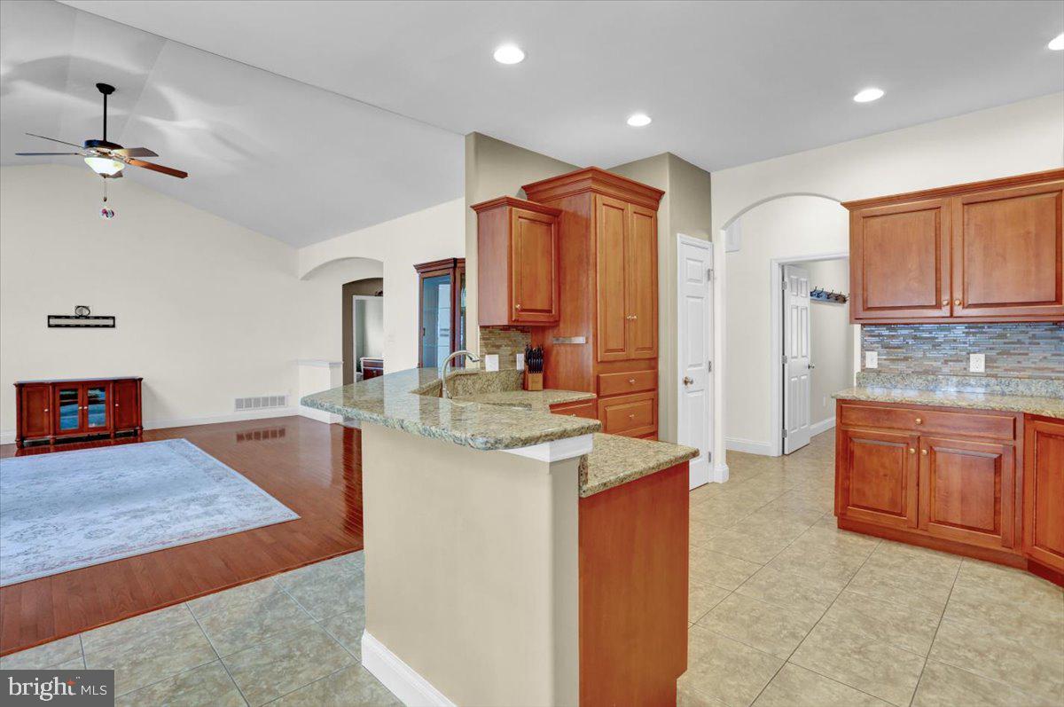 GREEN VALLEY ESTAT - Residential