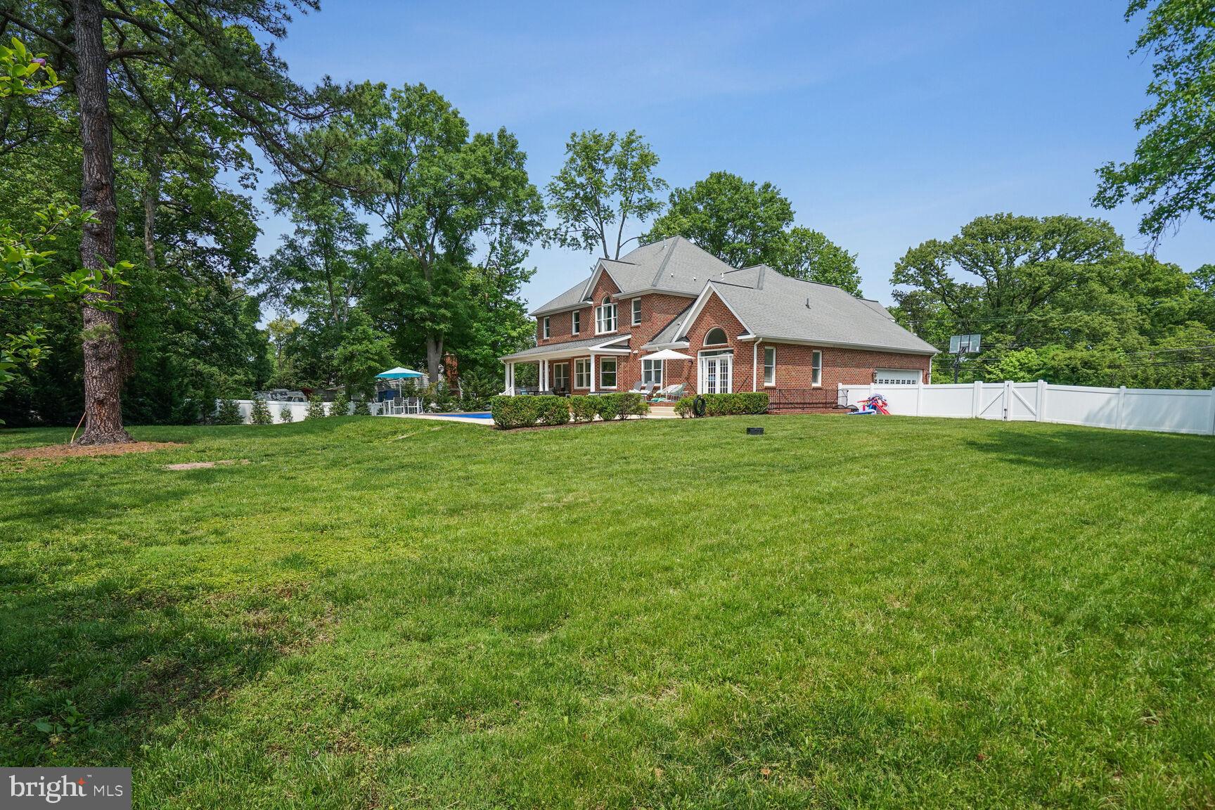 ALEXANDRIA - Residential Lease