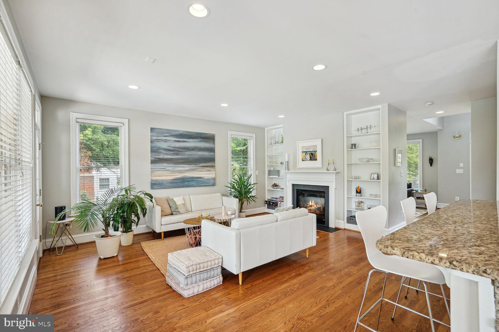 ALEXANDRIA - Residential Lease