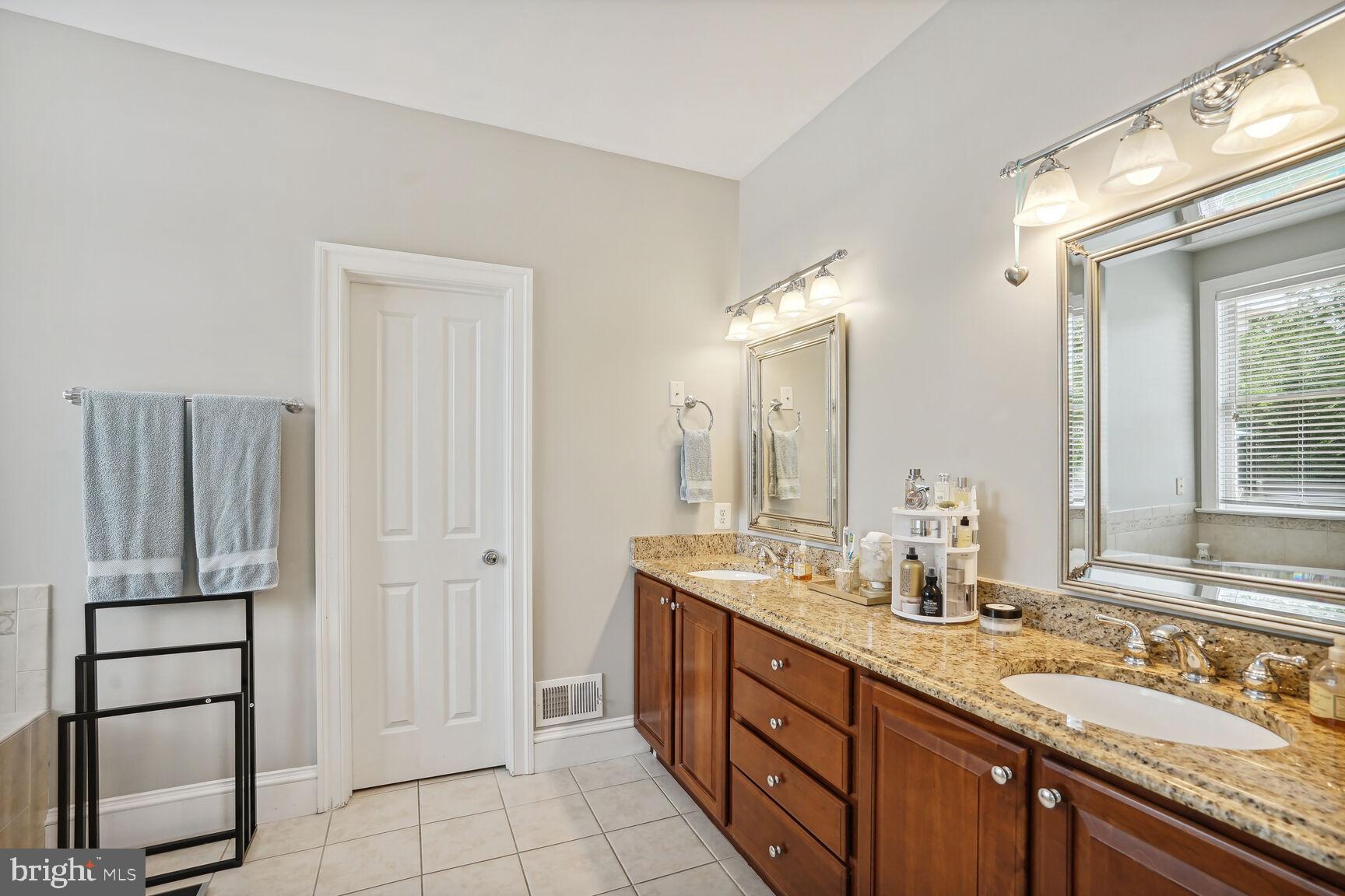 ALEXANDRIA - Residential Lease