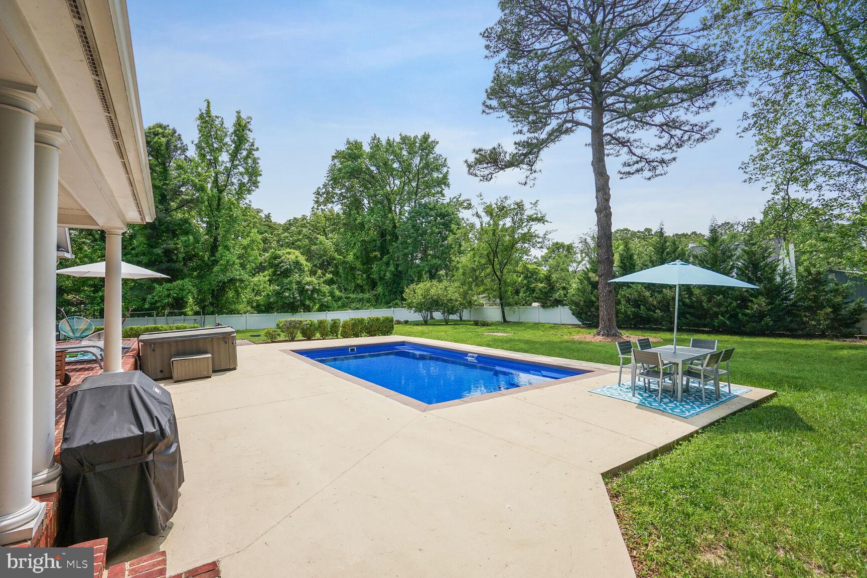 ALEXANDRIA - Residential Lease