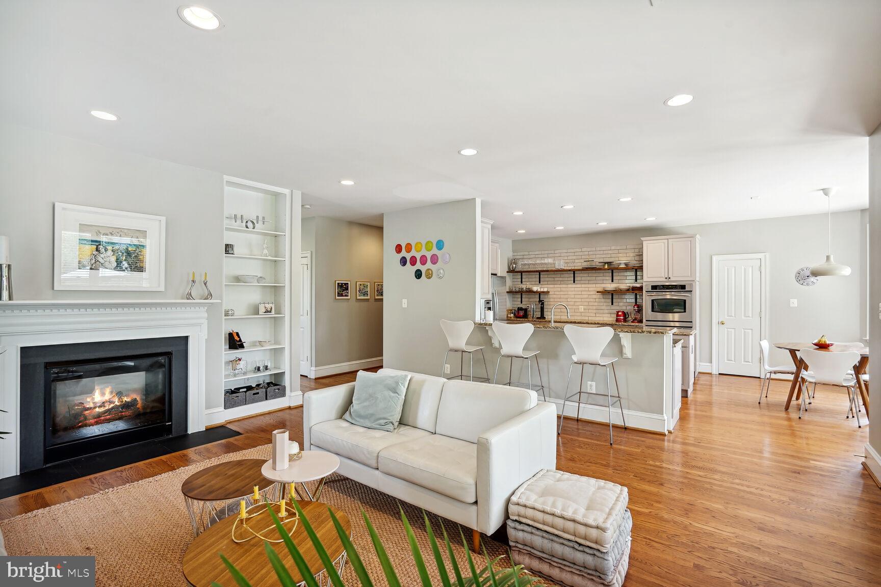 ALEXANDRIA - Residential Lease