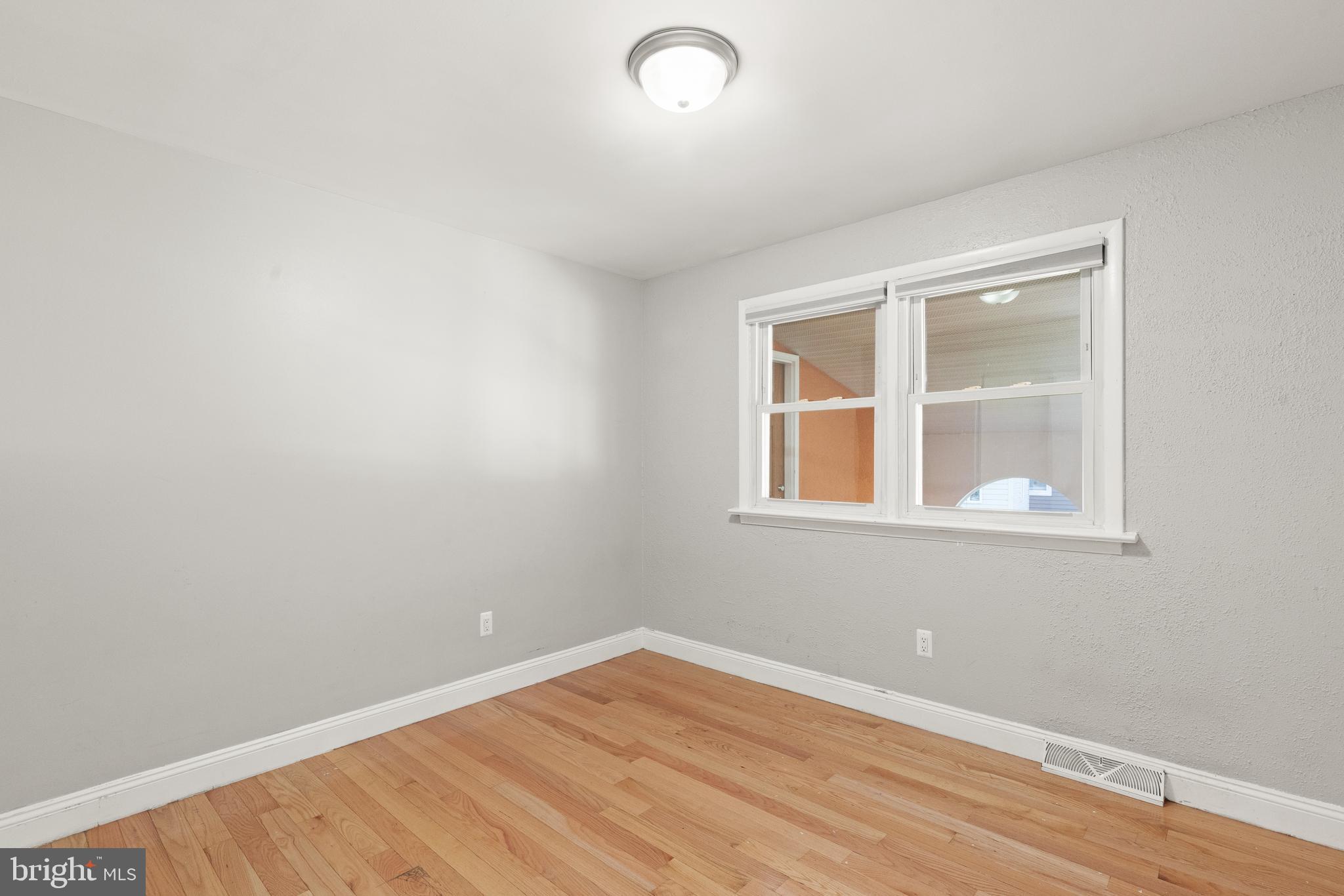 CATONSVILLE MANOR - Residential