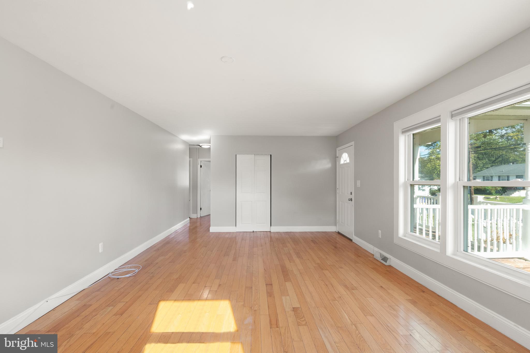 CATONSVILLE MANOR - Residential