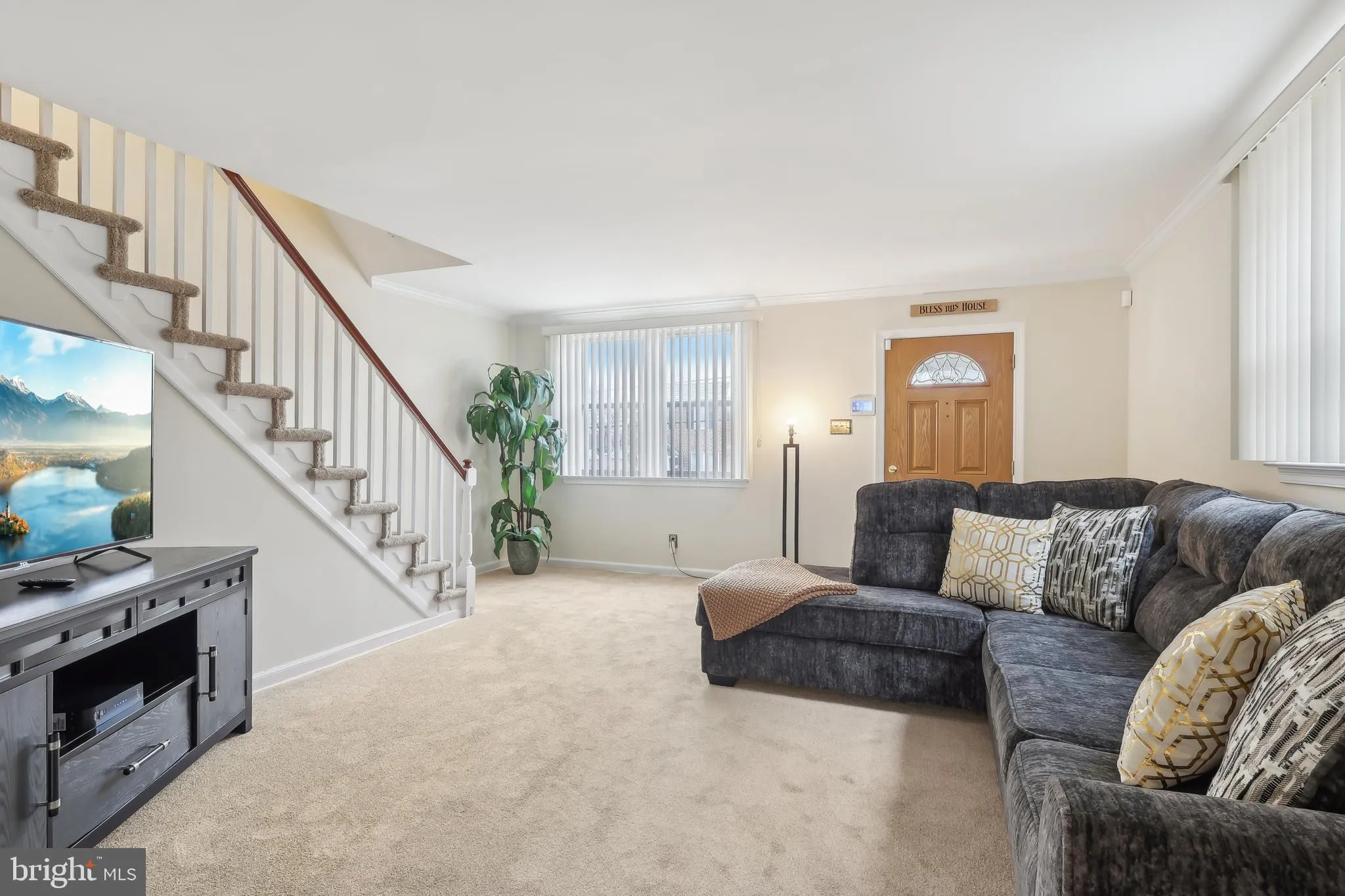 Drexel Hill, Pennsylvania 19026, United States, 3 Bedrooms Bedrooms, ,1 BathroomBathrooms,Residential,Pending,15950