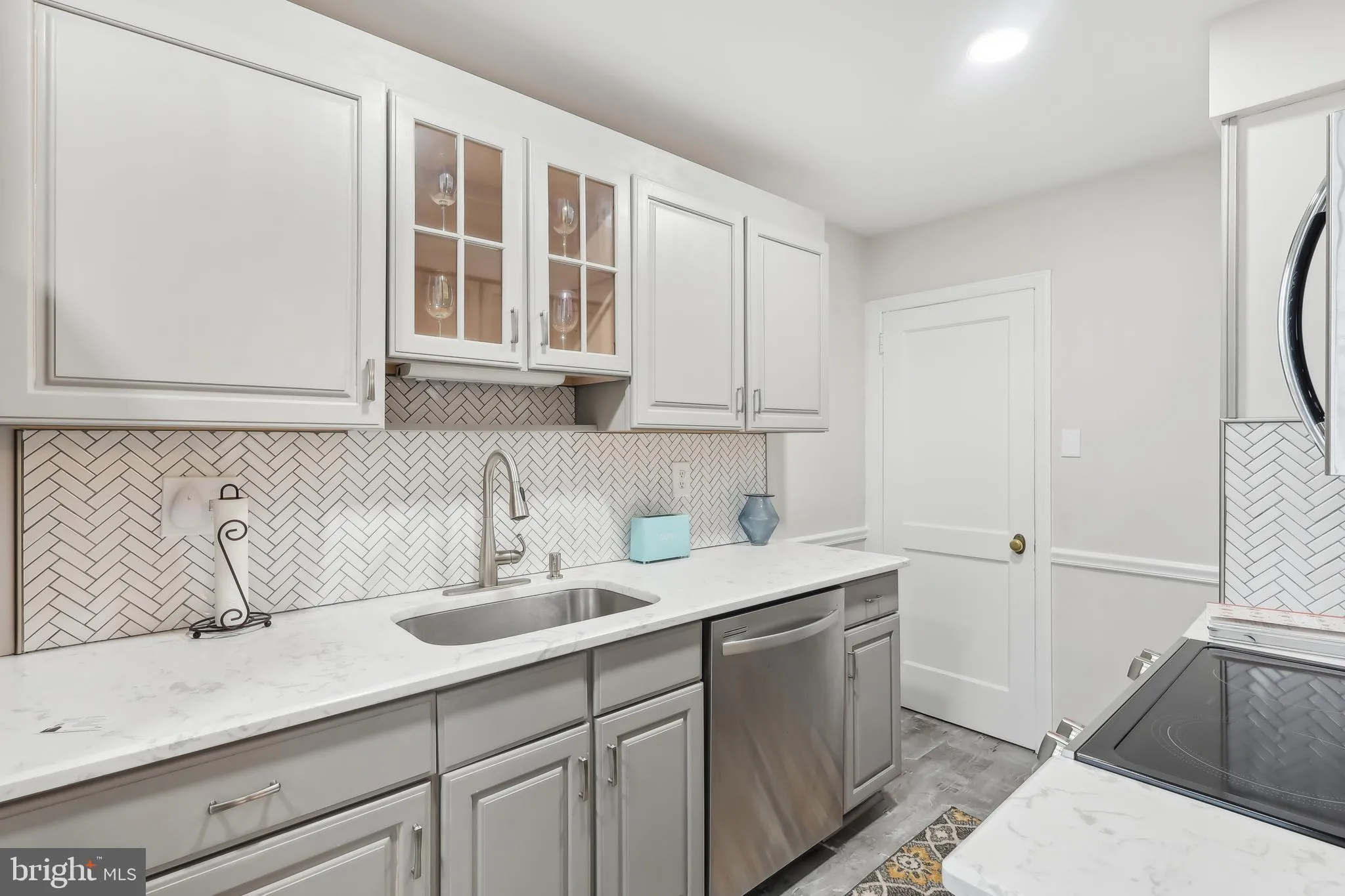 Drexel Hill, Pennsylvania 19026, United States, 3 Bedrooms Bedrooms, ,1 BathroomBathrooms,Residential,Pending,15950