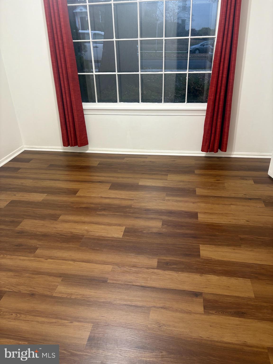 656 AZALEA DRIVE 4-656