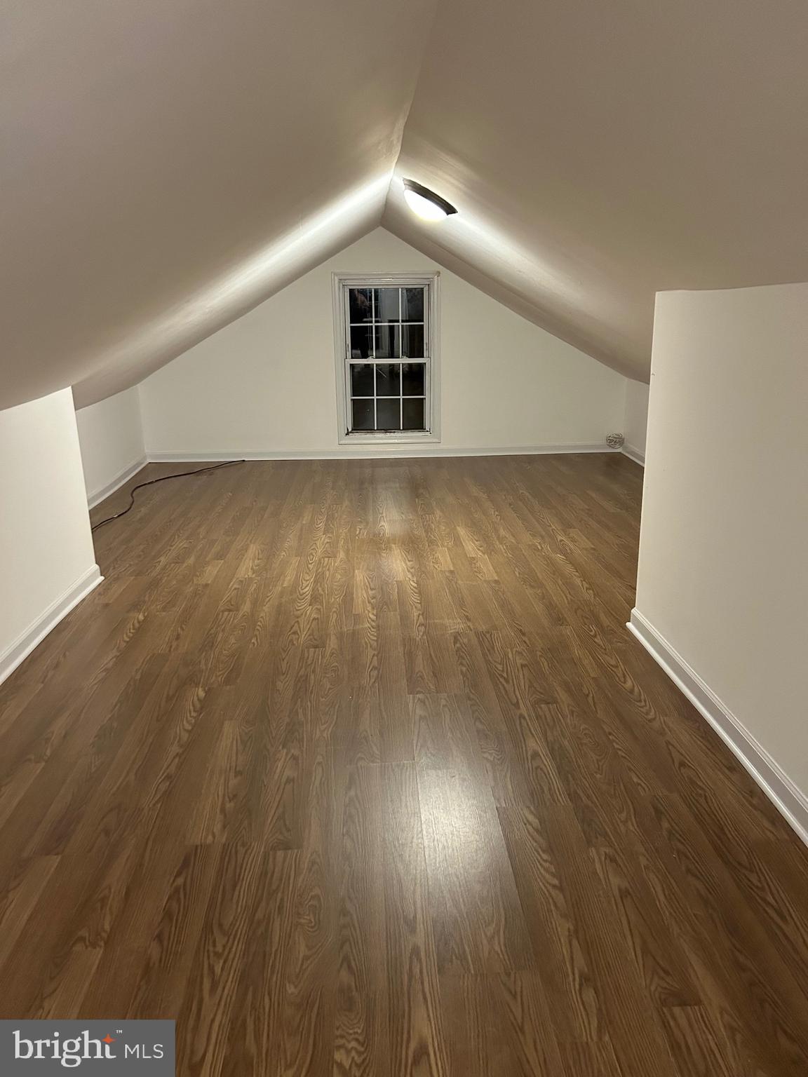 GLENMONT - Residential Lease