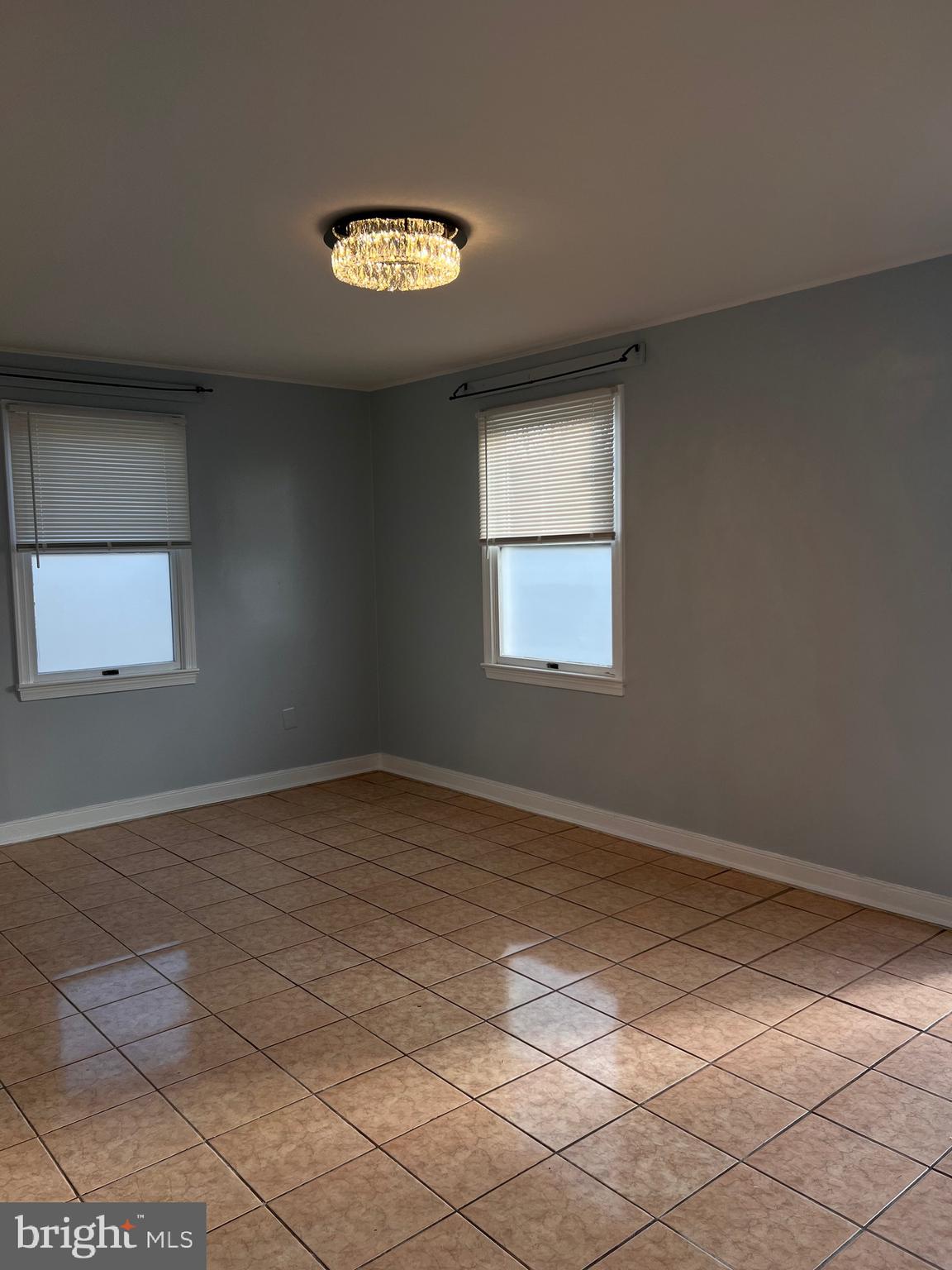 GLENMONT - Residential Lease