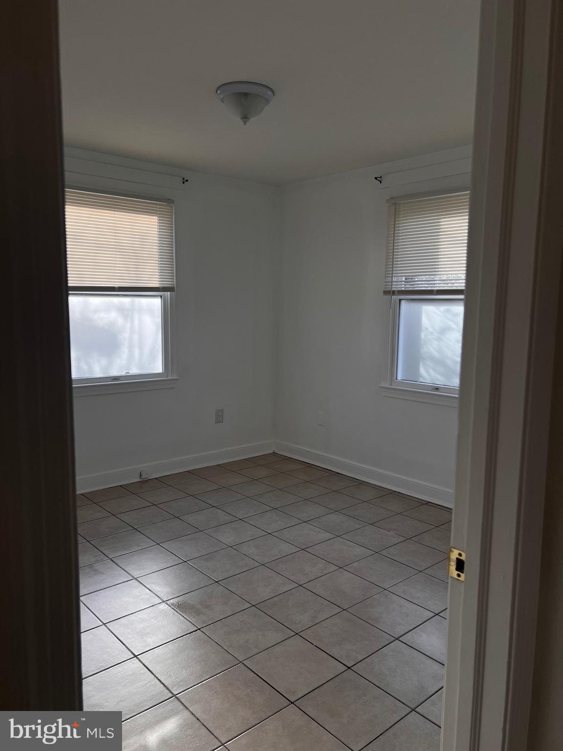 GLENMONT - Residential Lease