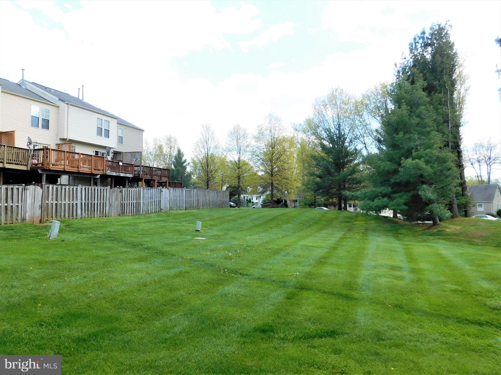 MAPLE POINTE - Residential